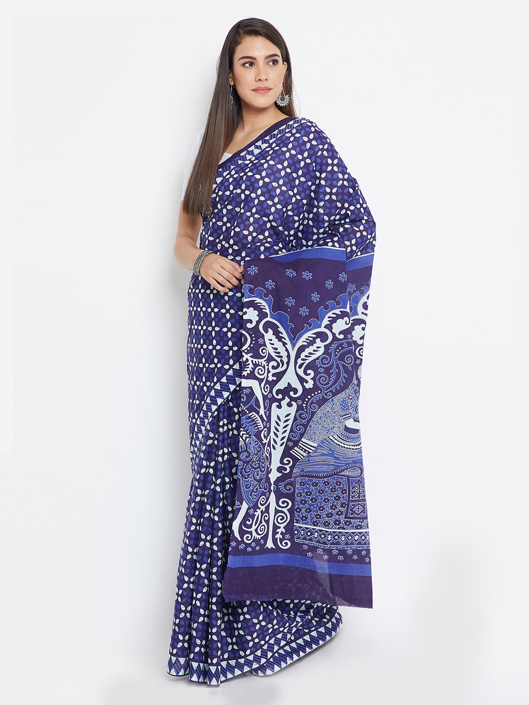 

Kalakari India Navy Blue & White Indigo Screen Print Handcrafted Cotton Saree