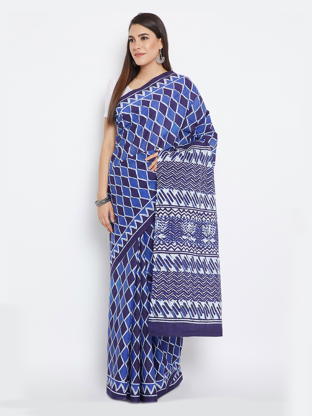

Kalakari India Navy Blue & White Indigo Screen Print Handcrafted Cotton Saree