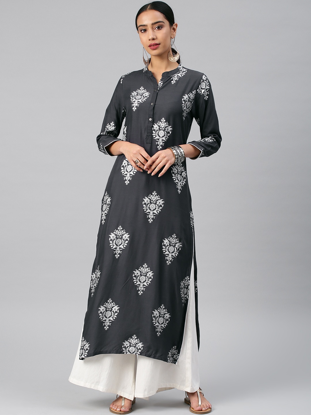 

Vishudh Women Charcoal Grey Printed Straight Kurta