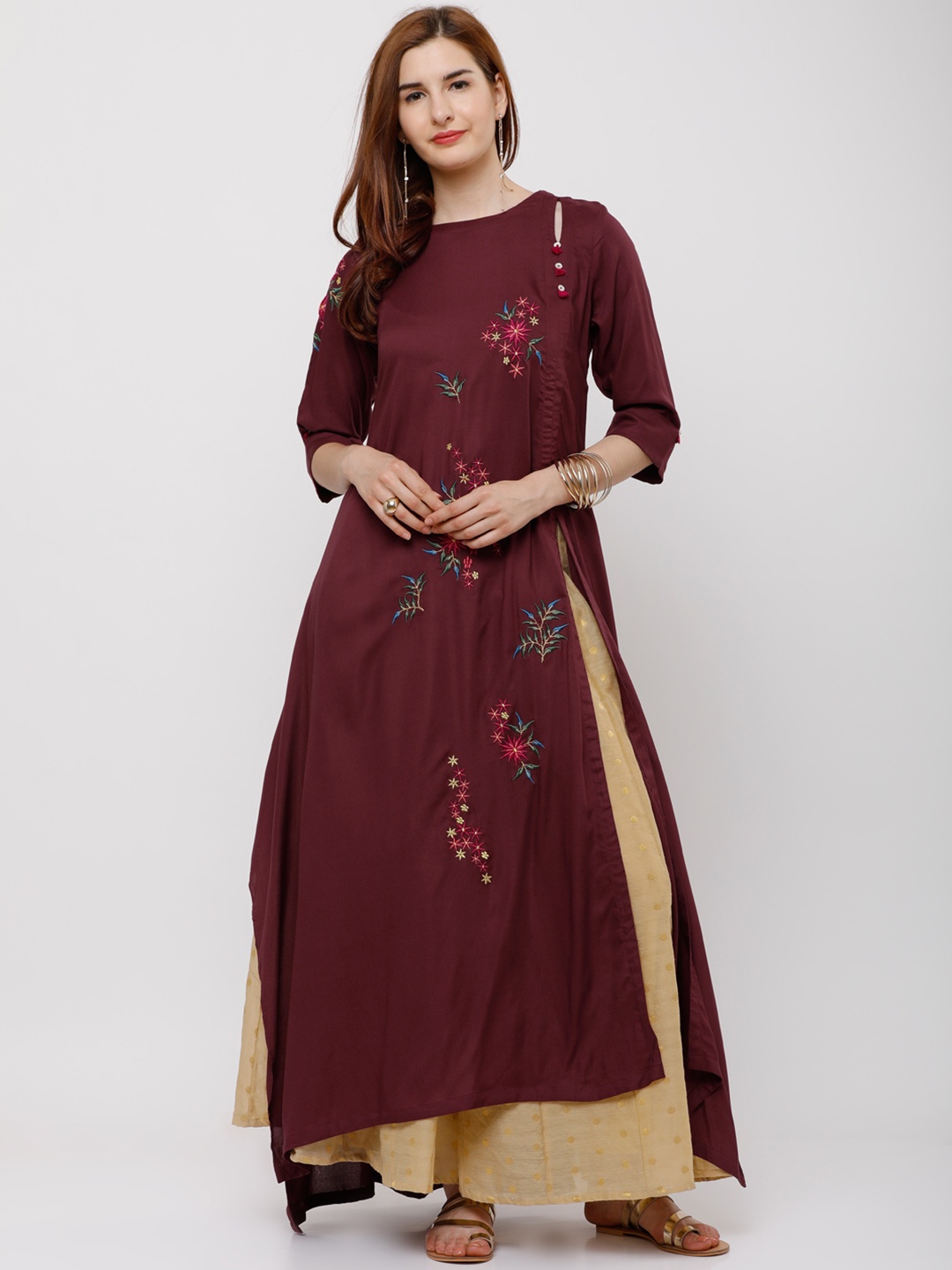 

Vishudh Women Maroon Embroidered A-Line Kurta