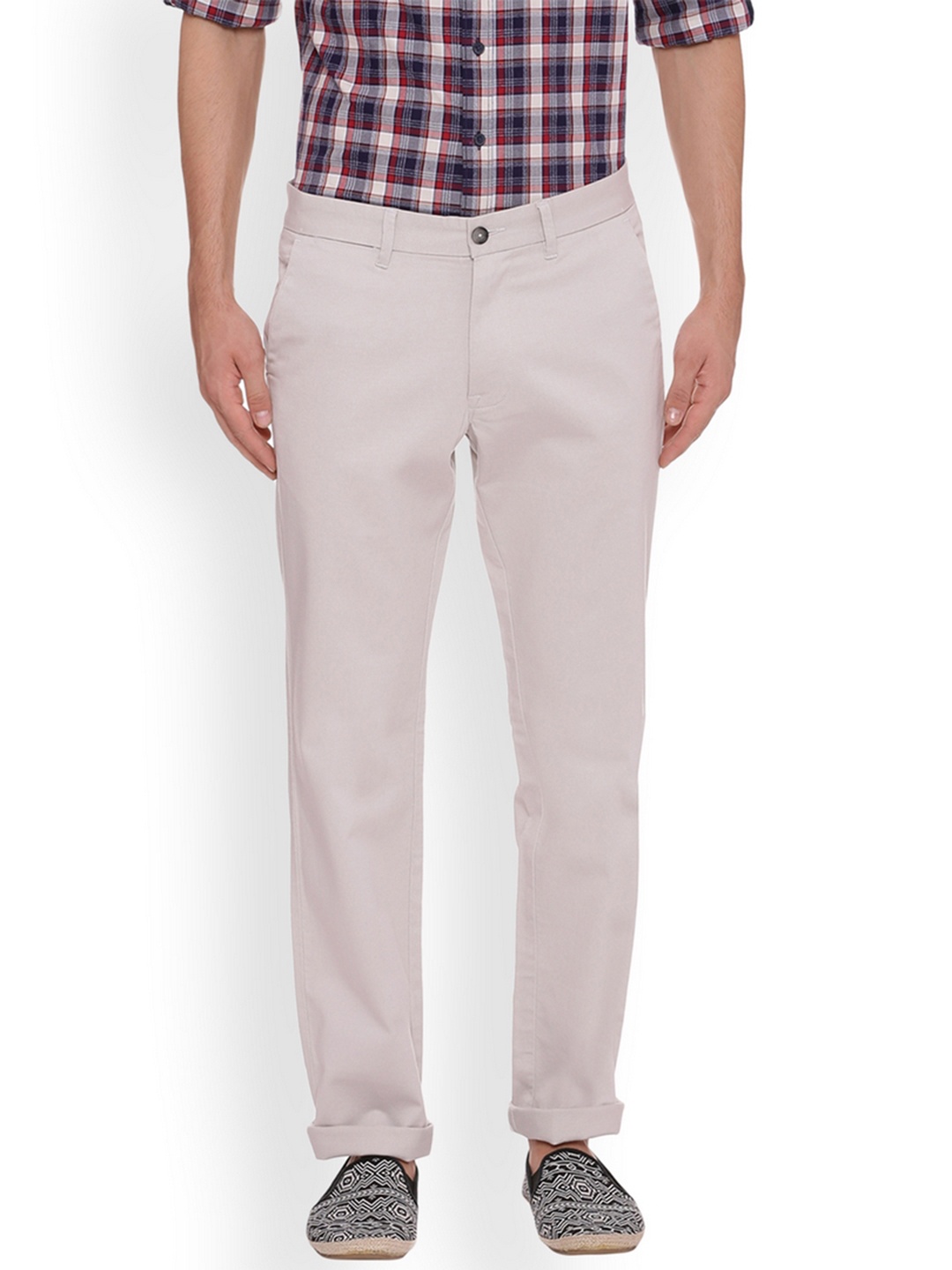 

Basics Men Off-White Skinny Fit Solid Chinos