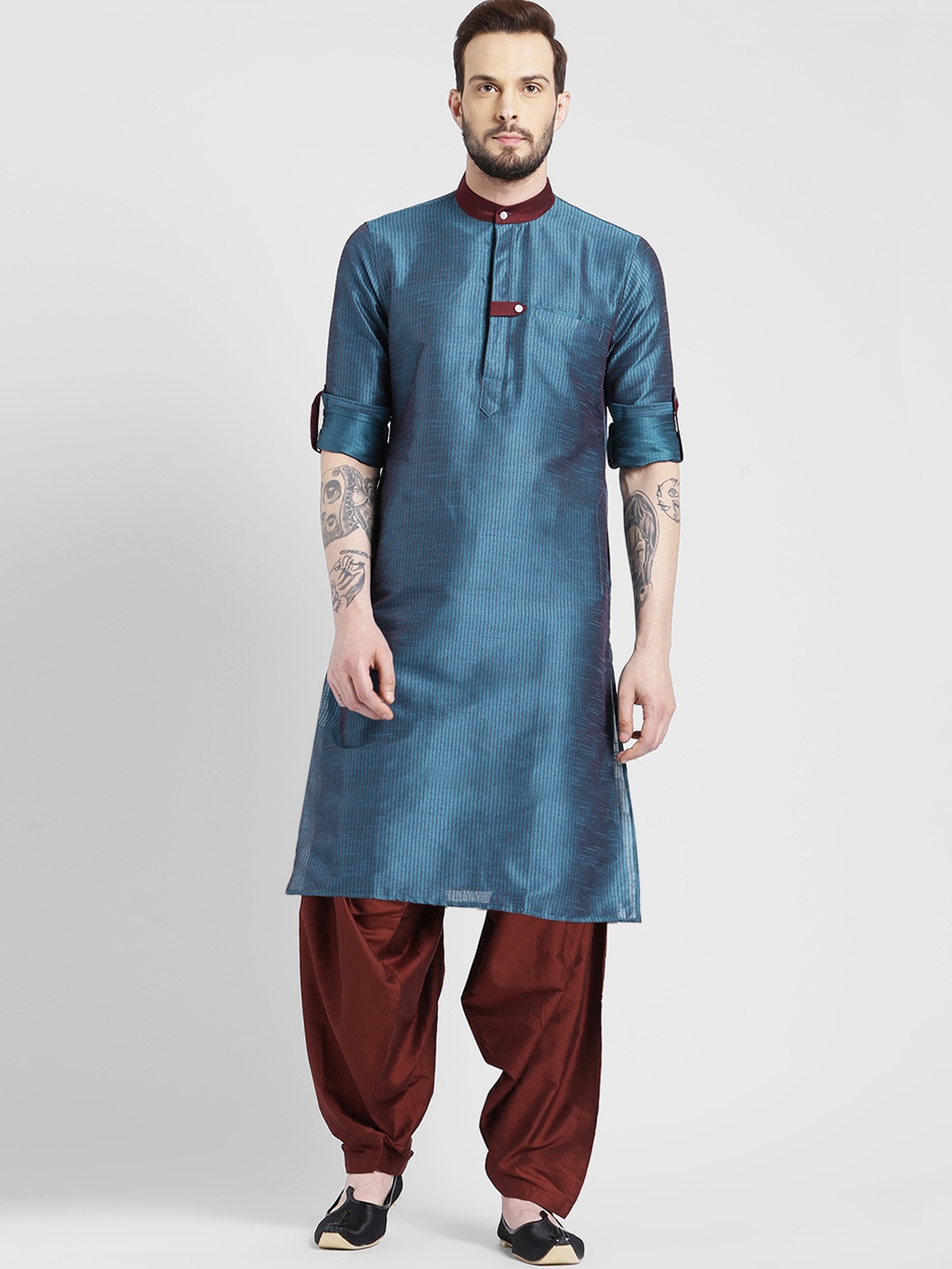 

KISAH Men Teal Blue & Maroon Striped Pathani Kurta