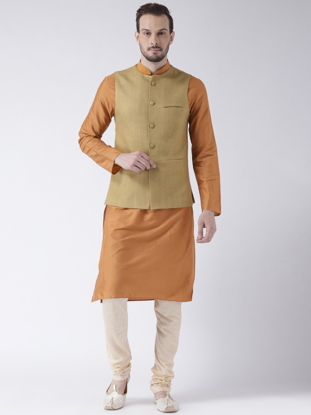 

KISAH Men Rust Orange & Brown Solid Banarasi Kurta with Churidar & Jacket