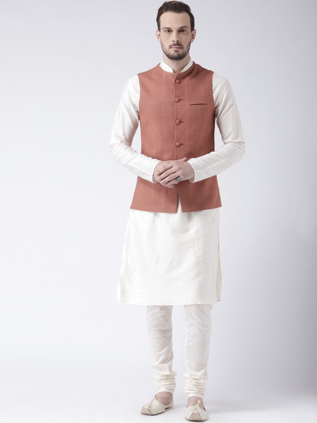 

KISAH Men Cream & Rust Red Solid Banarasi Kurta with Churidar & Jacket