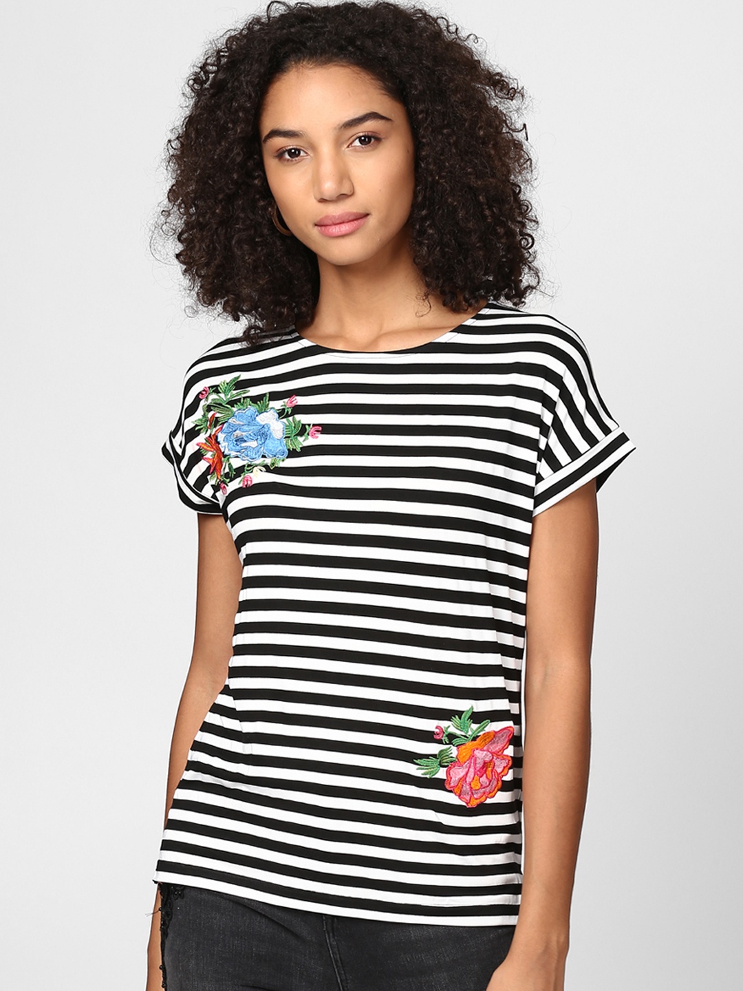 

Harpa Women White & Black Striped Top