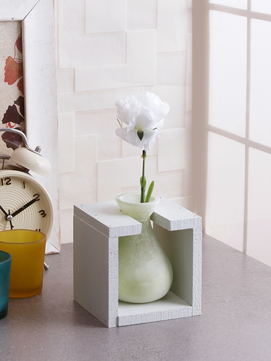 

Fourwalls Green Ceramic Flower Vases With Wooden Frame