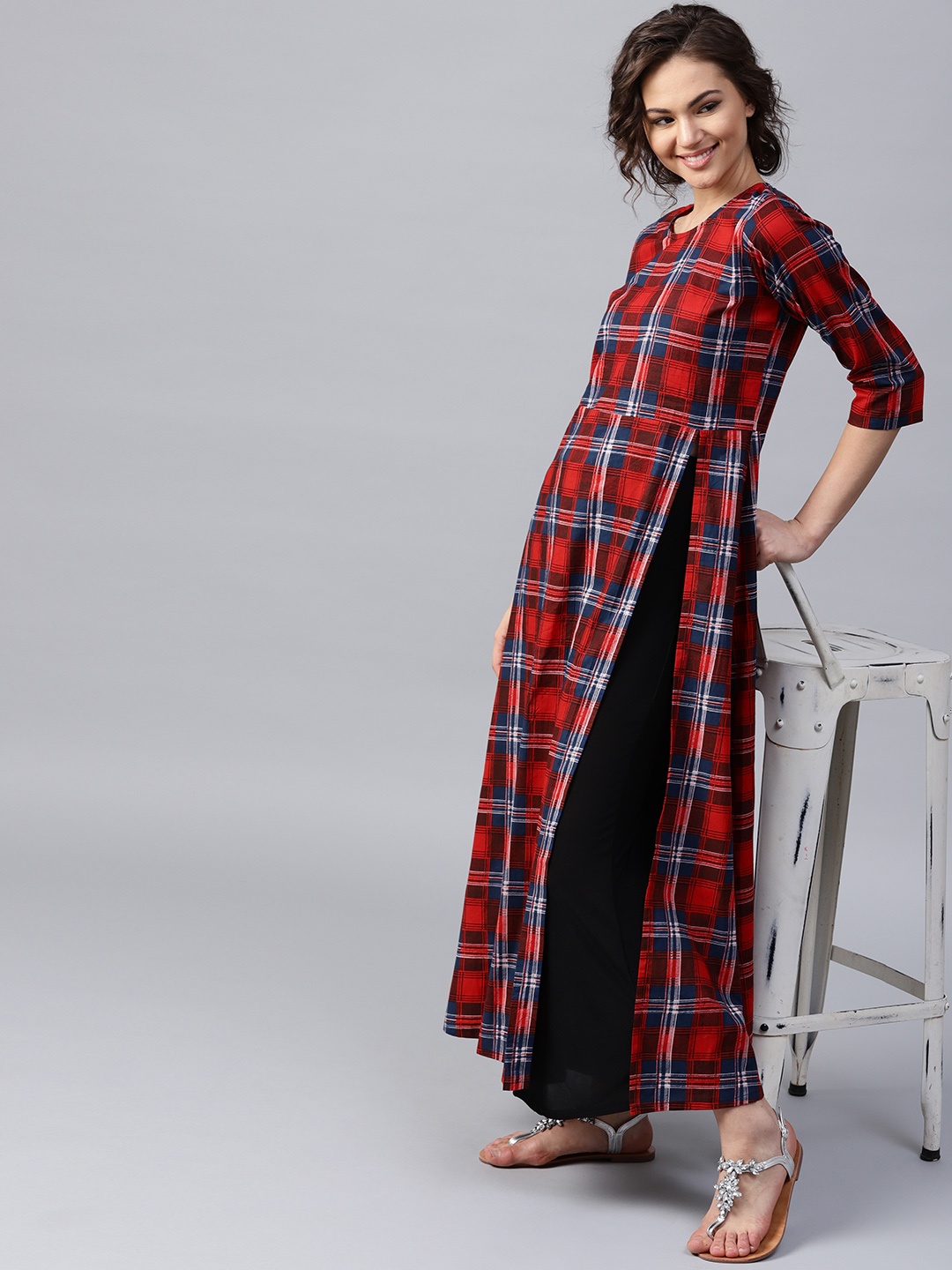 

Nayo Women Red & Navy Blue Checked A-Line Kurta