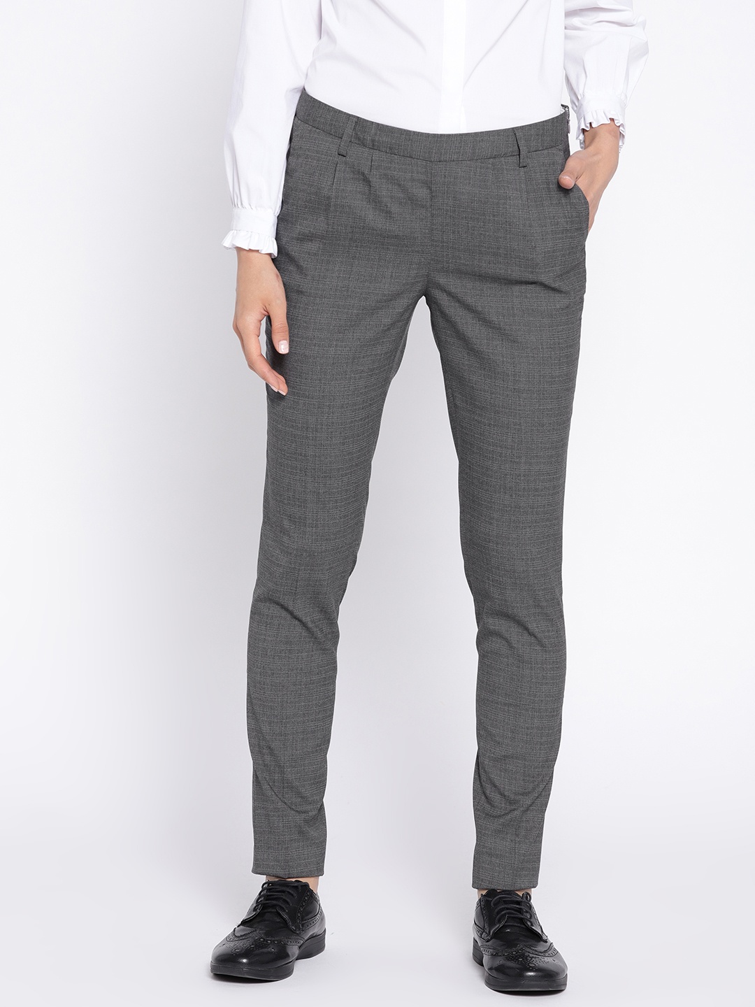 

Wills Lifestyle Women Grey Slim Fit Checked Formal Trousers