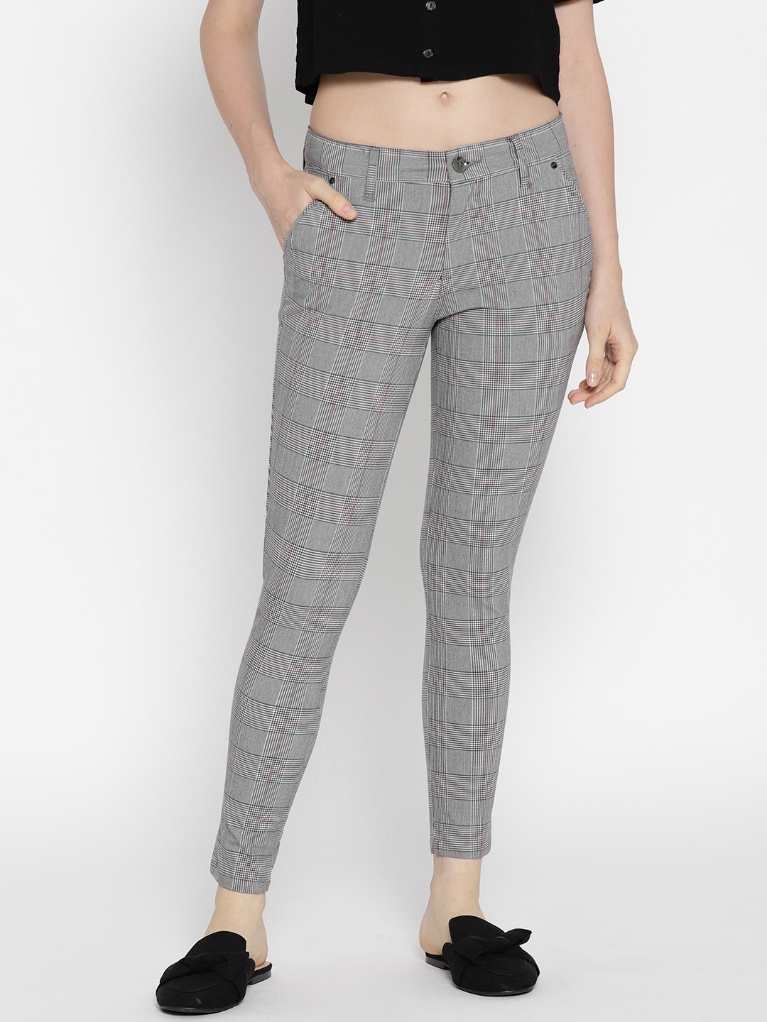 

JUMP USA Women Grey Slim Fit Checked Regular Trousers