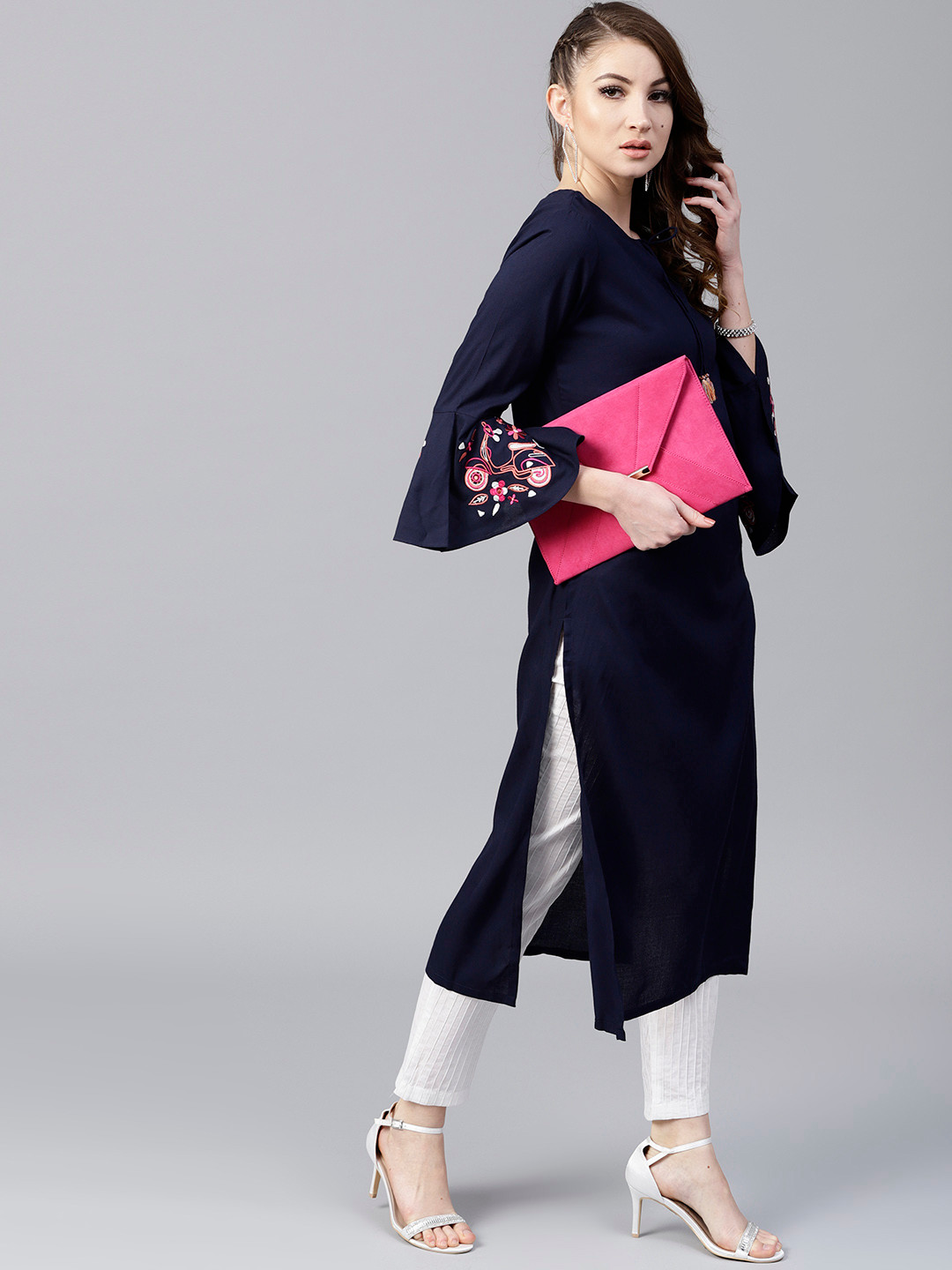 

AKS Women Navy Blue Solid Straight Kurta