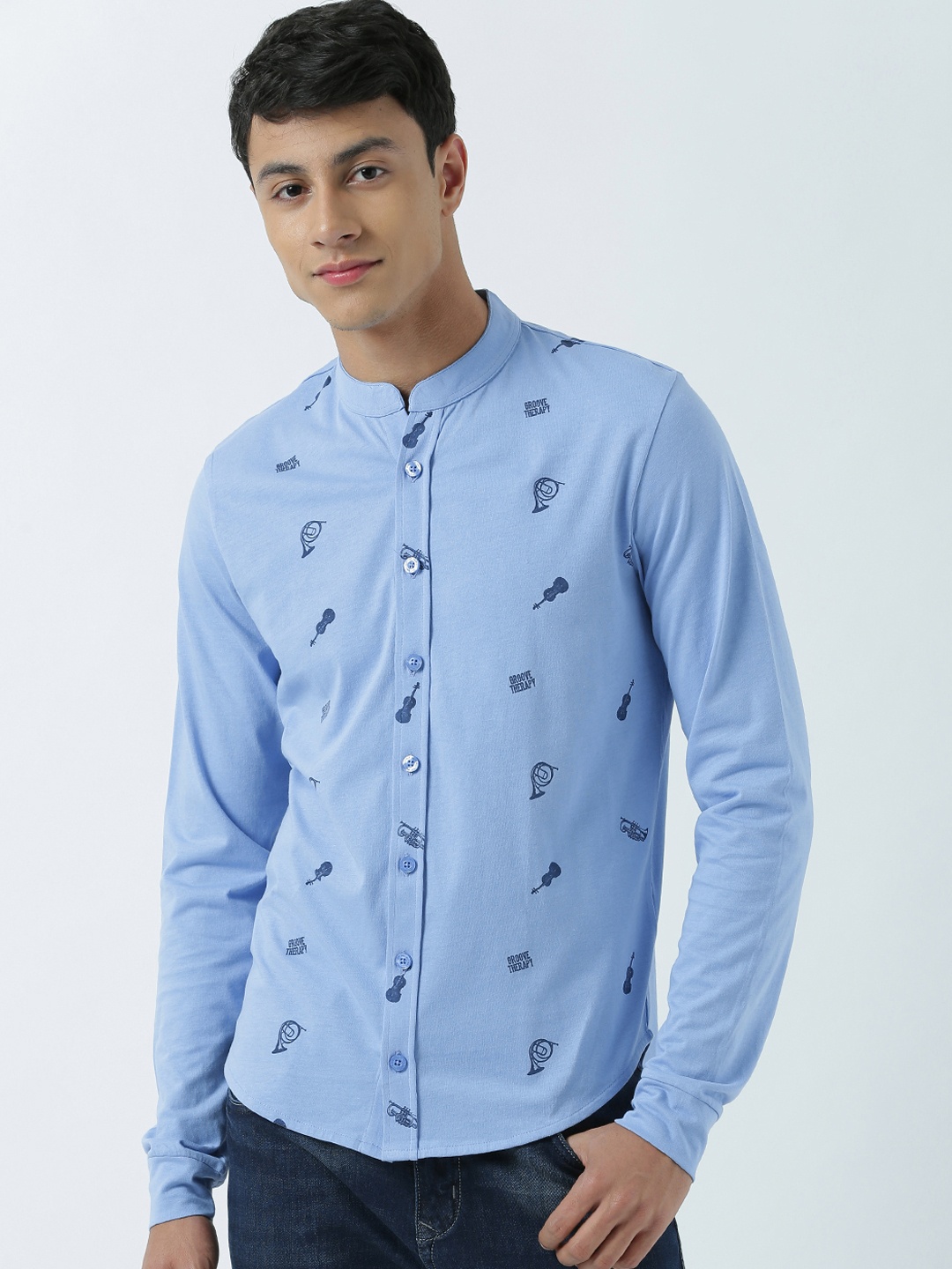 

Huetrap Men Blue Regular Fit Printed Casual Shirt