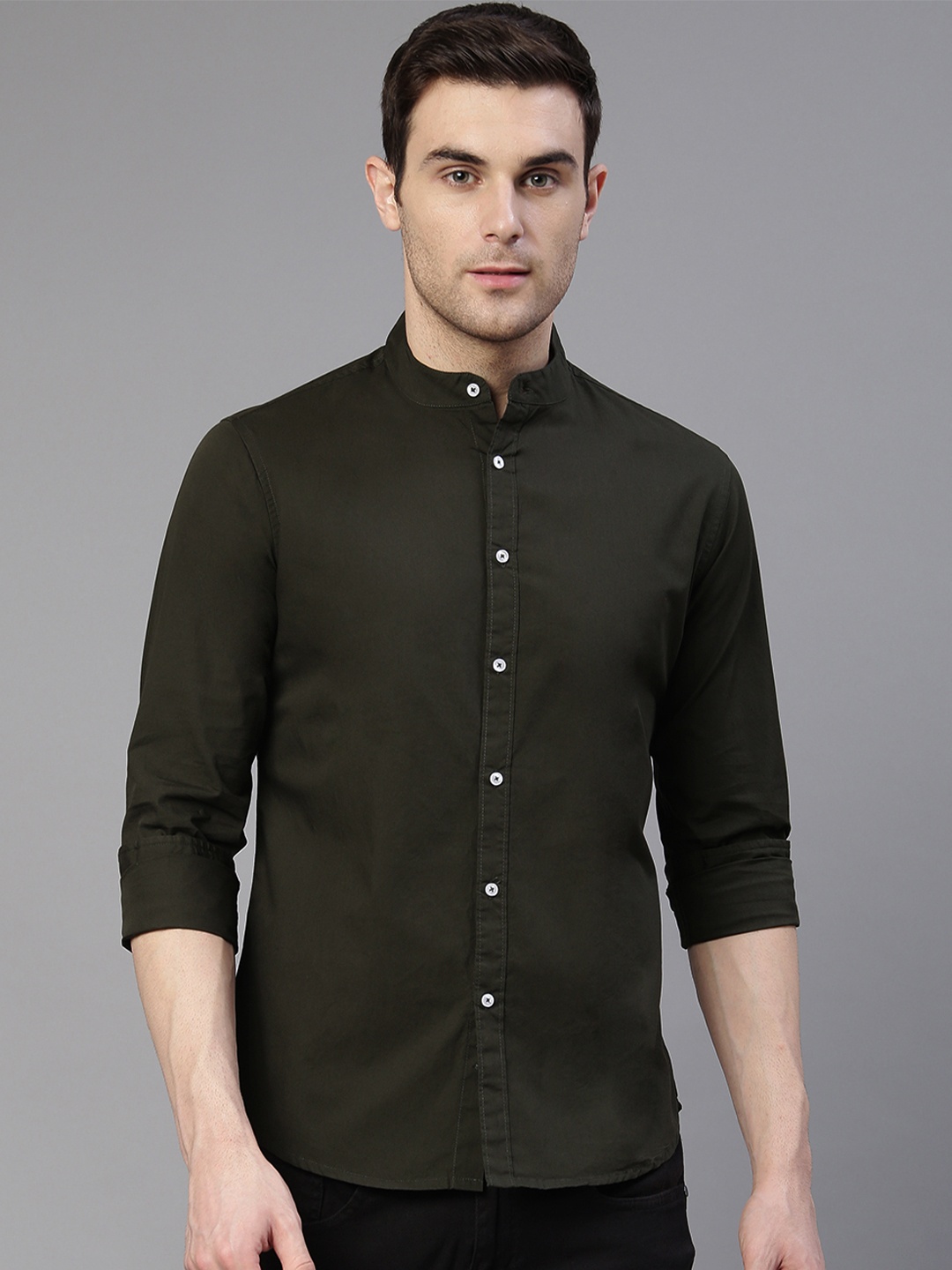 

Dennis Lingo Men Olive Green Slim Fit Solid Casual Shirt