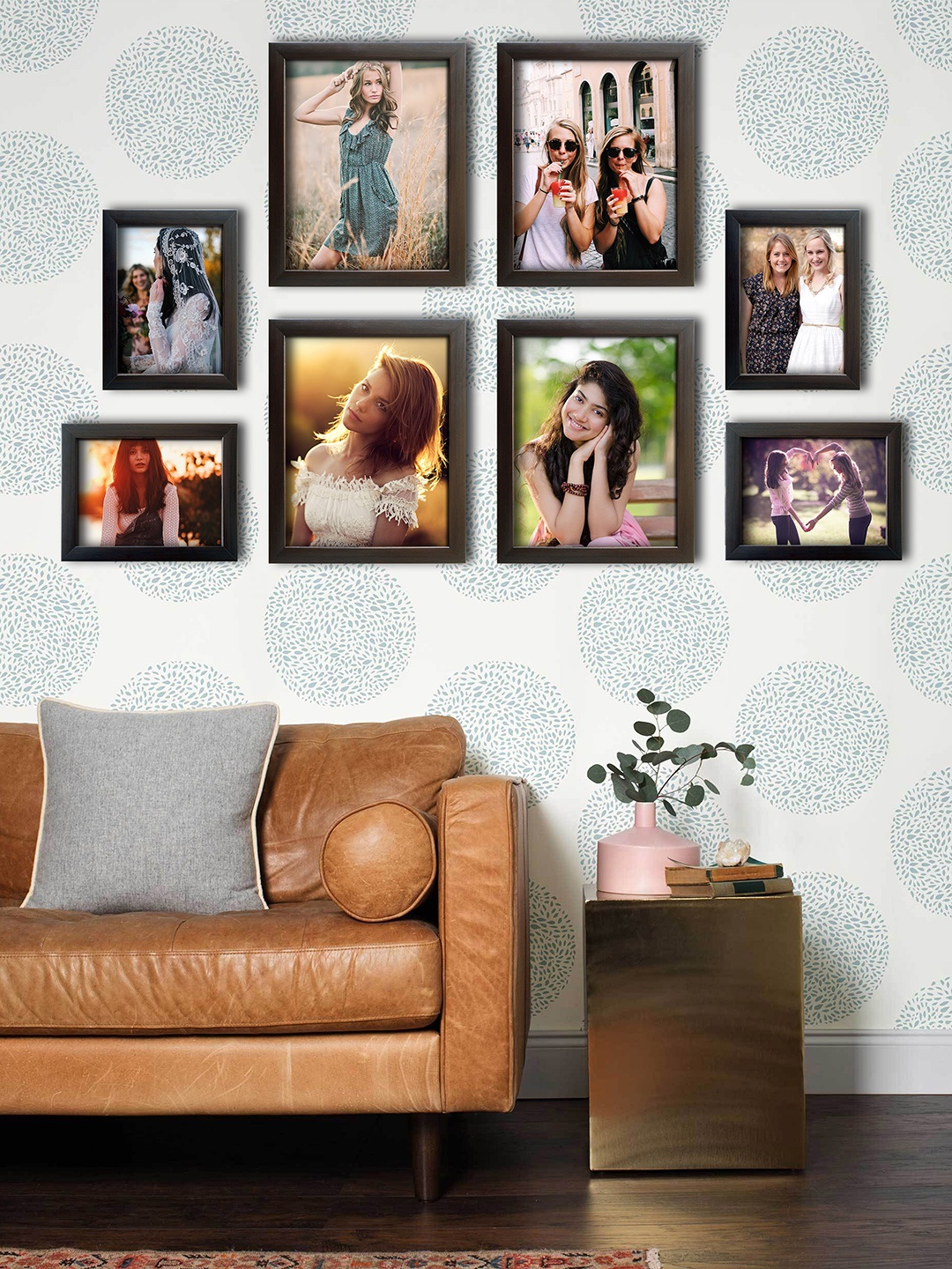 

RANDOM Set Of 08 Brown Photo Frames