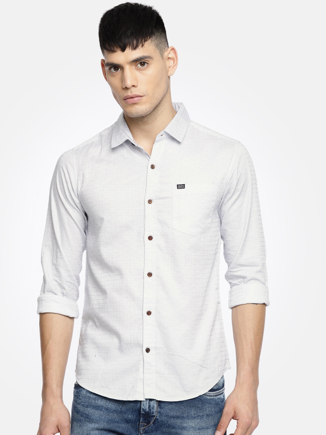 

The Indian Garage Co Men White & Blue Slim Fit Printed Casual Shirt