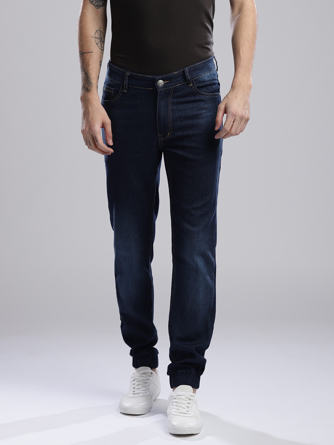 

Hubberholme Men Navy Blue Slim Fit Mid-Rise Clean Look Stretchable Joggers