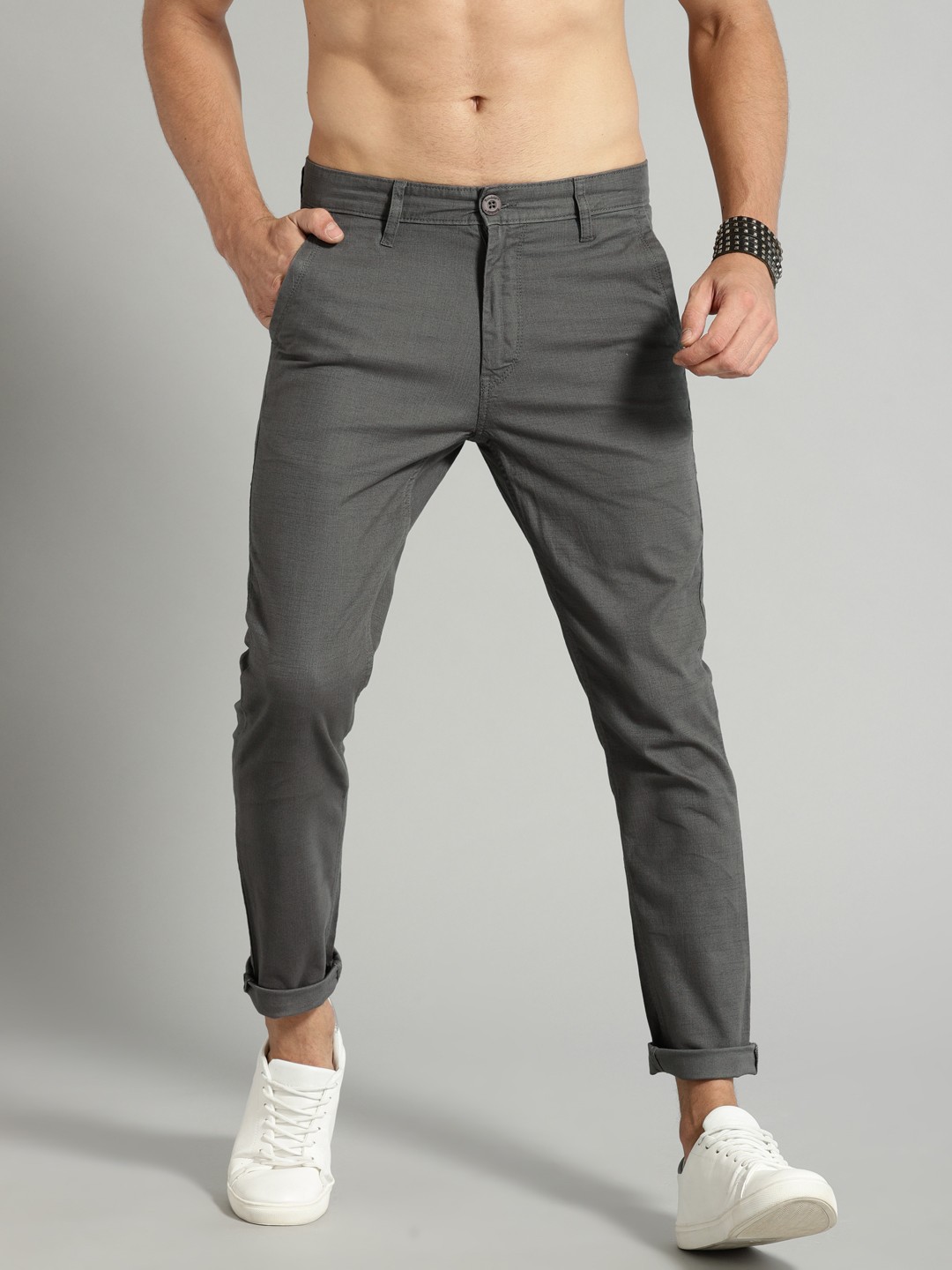 

Roadster Men Grey Regular Fit Solid Regular Trousers