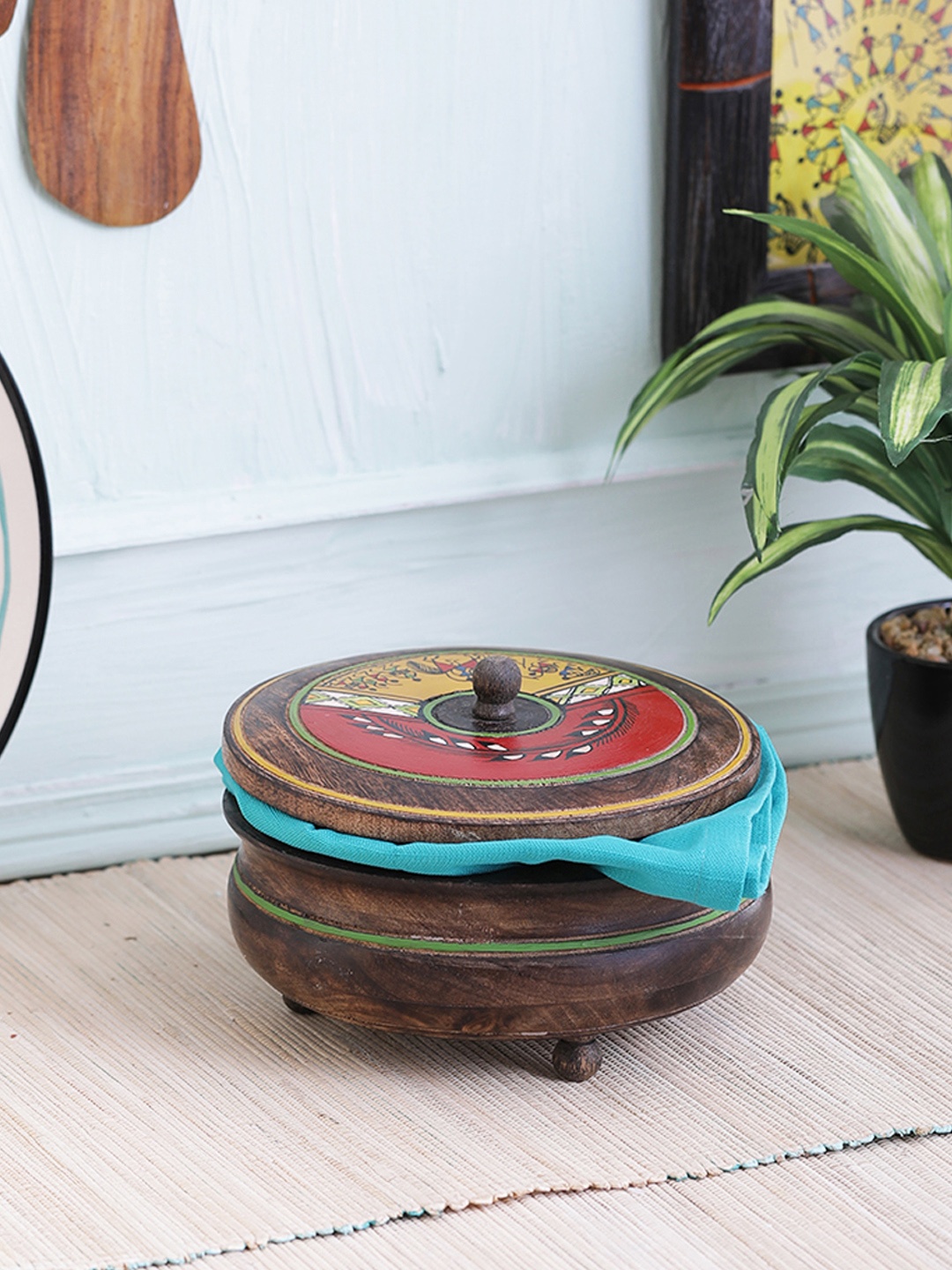 

VarEesha Hand-Painted Mango Wood Warli 5 Inch Poori Casserole /Storage Box, Brown