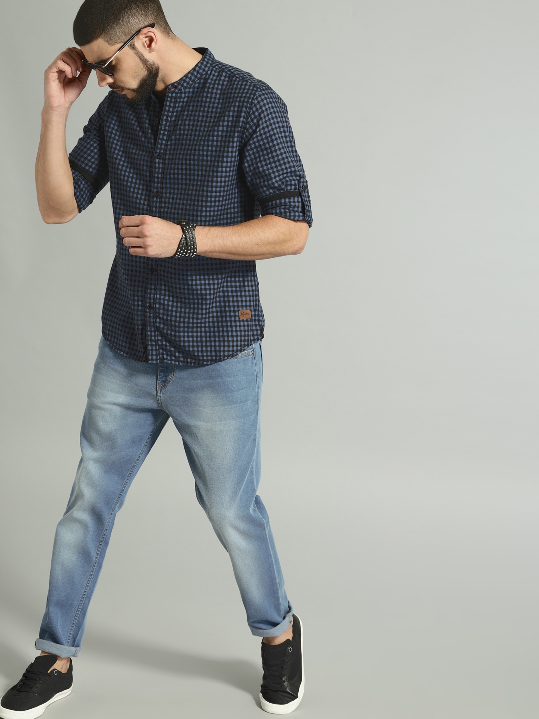 

Roadster Men Blue & Black Checked Pure Cotton Casual Shirt