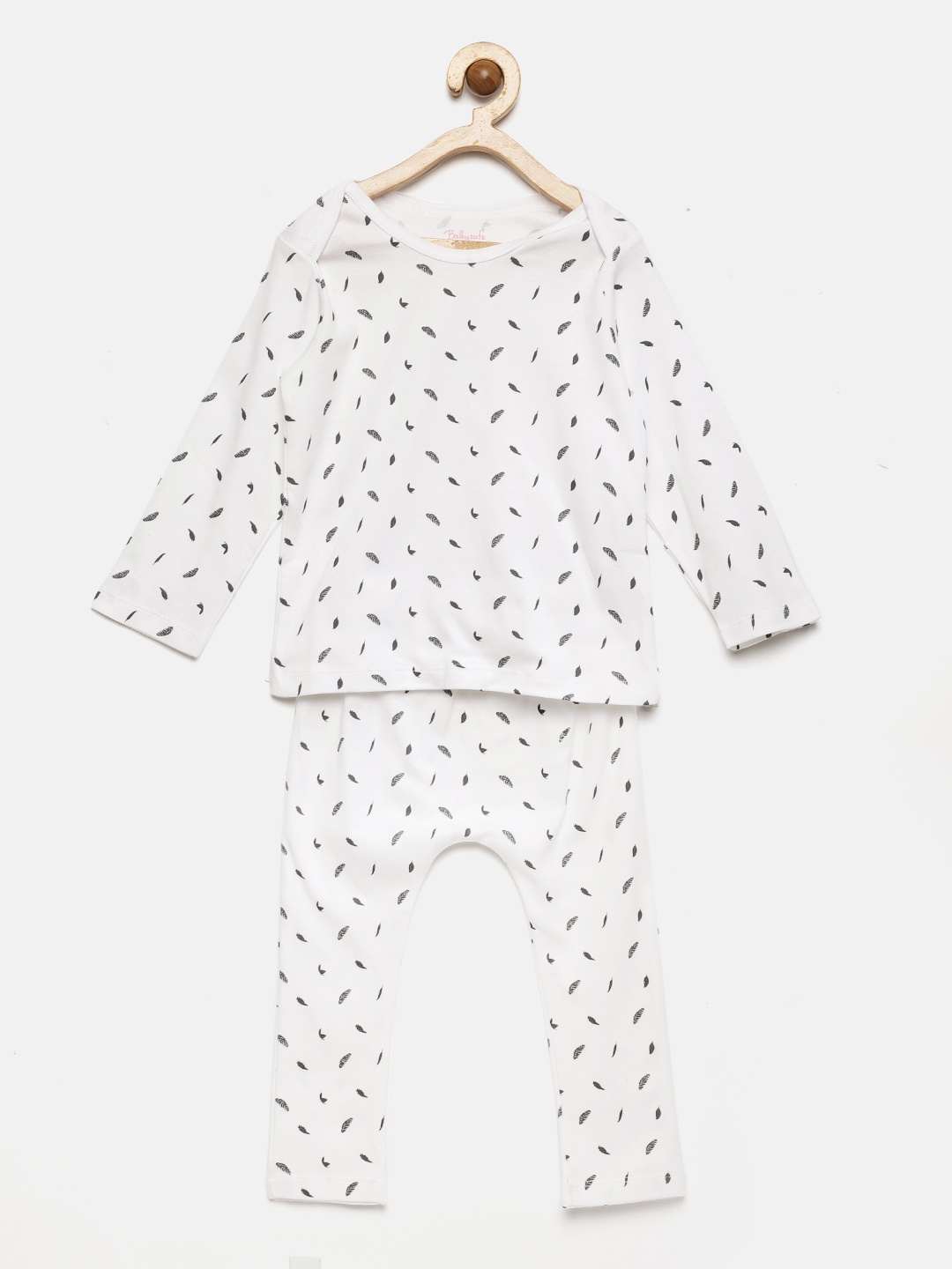 

Babysafe Girls White Printed Night Suit