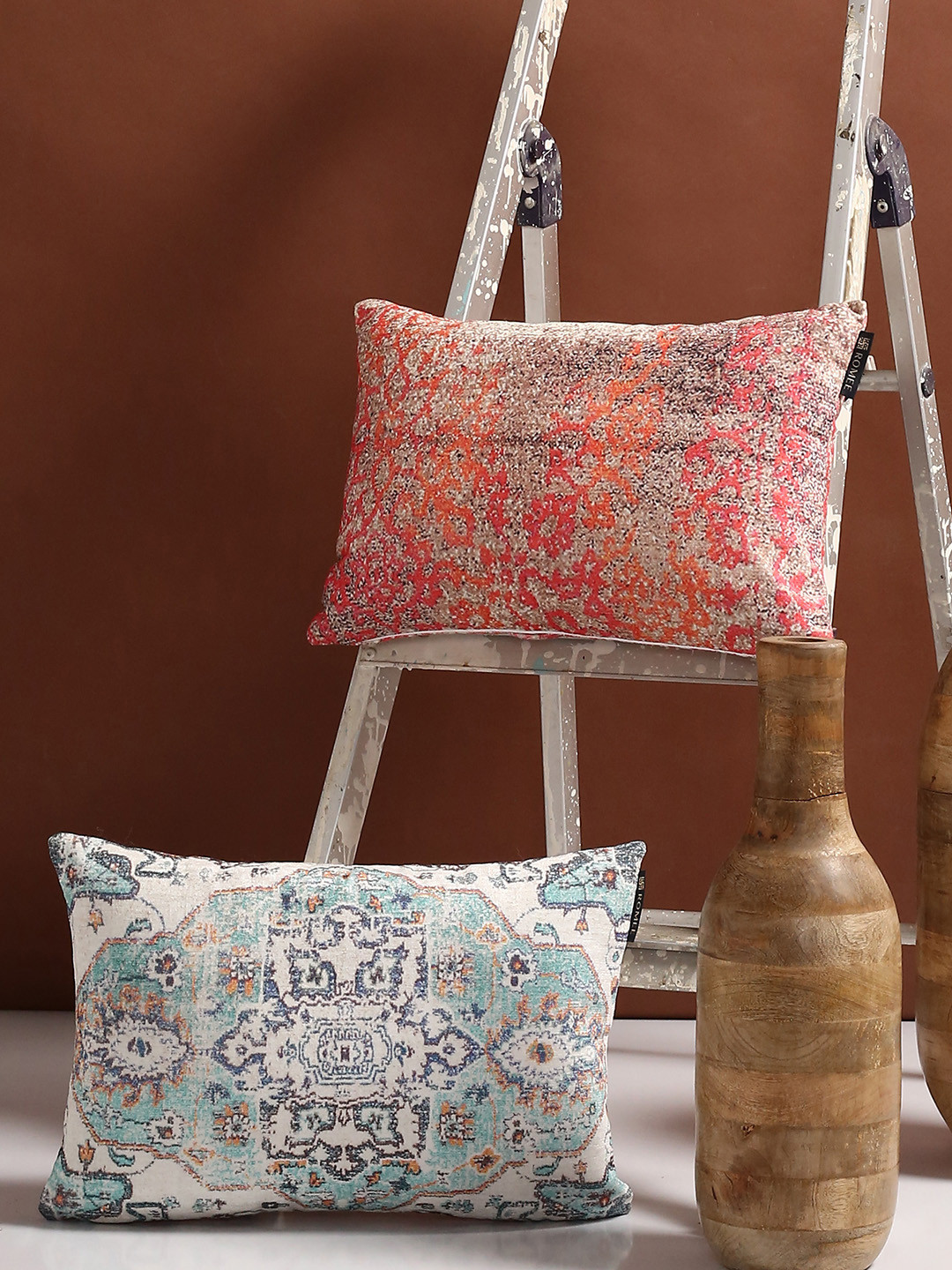

ROMEE Multicoloured Set of 2 Ethnic Motifs Rectangle Cushion Covers, Multi