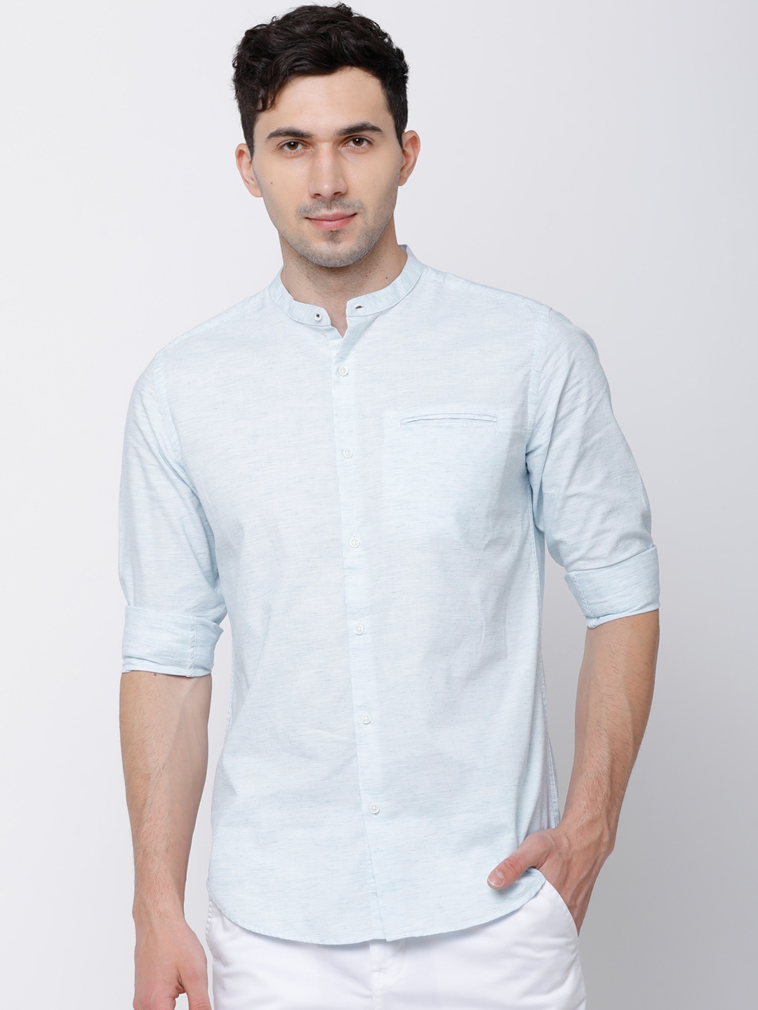 

Black coffee Men Blue Slim Fit Solid Casual Shirt