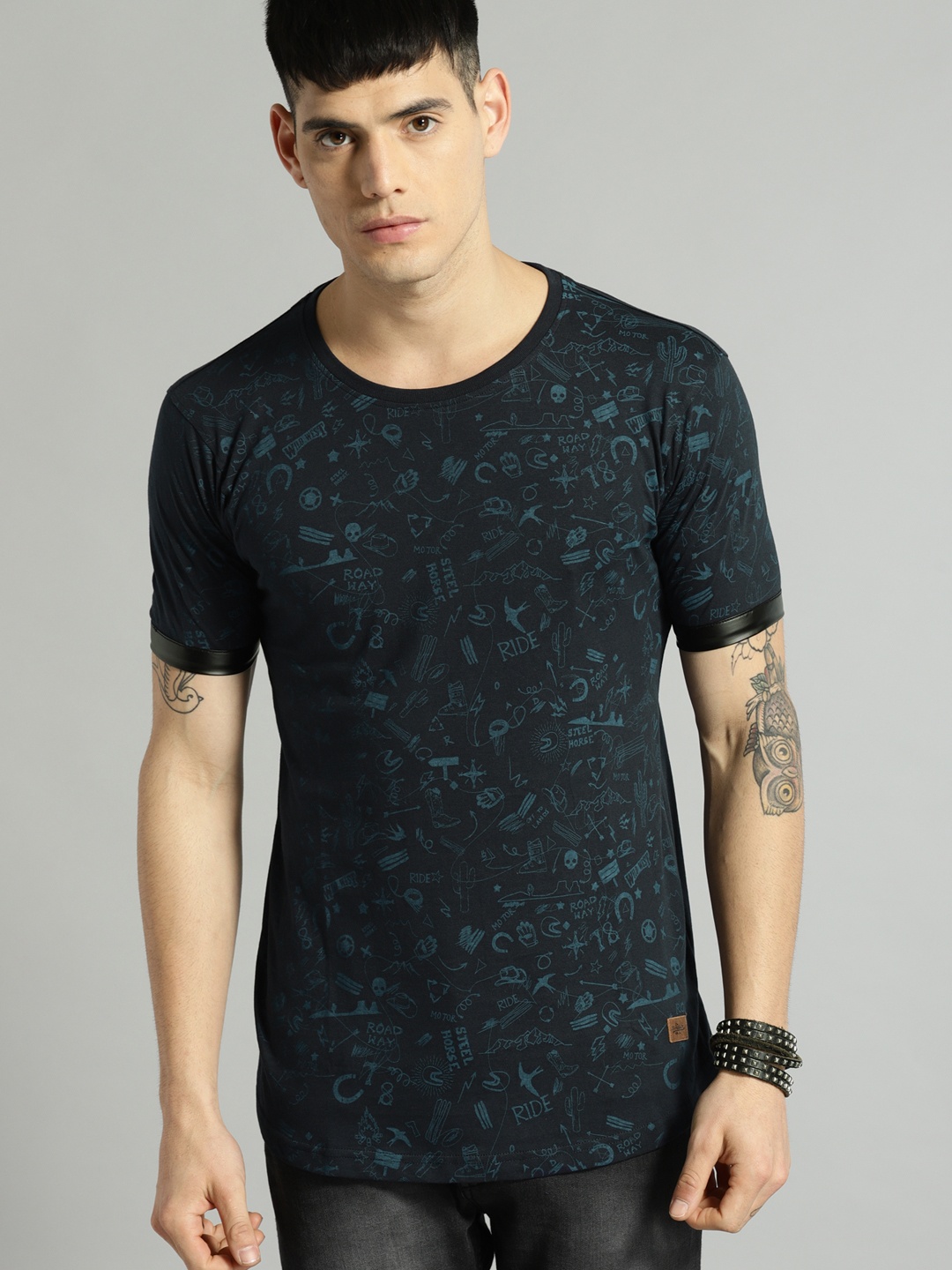 

Roadster Men Navy Blue Printed T-shirt