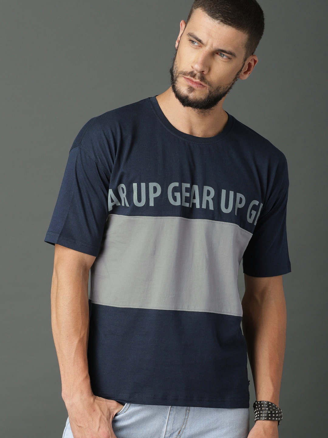 

Roadster Men Navy Blue Colourblocked Round Neck Pure Cotton T-shirt