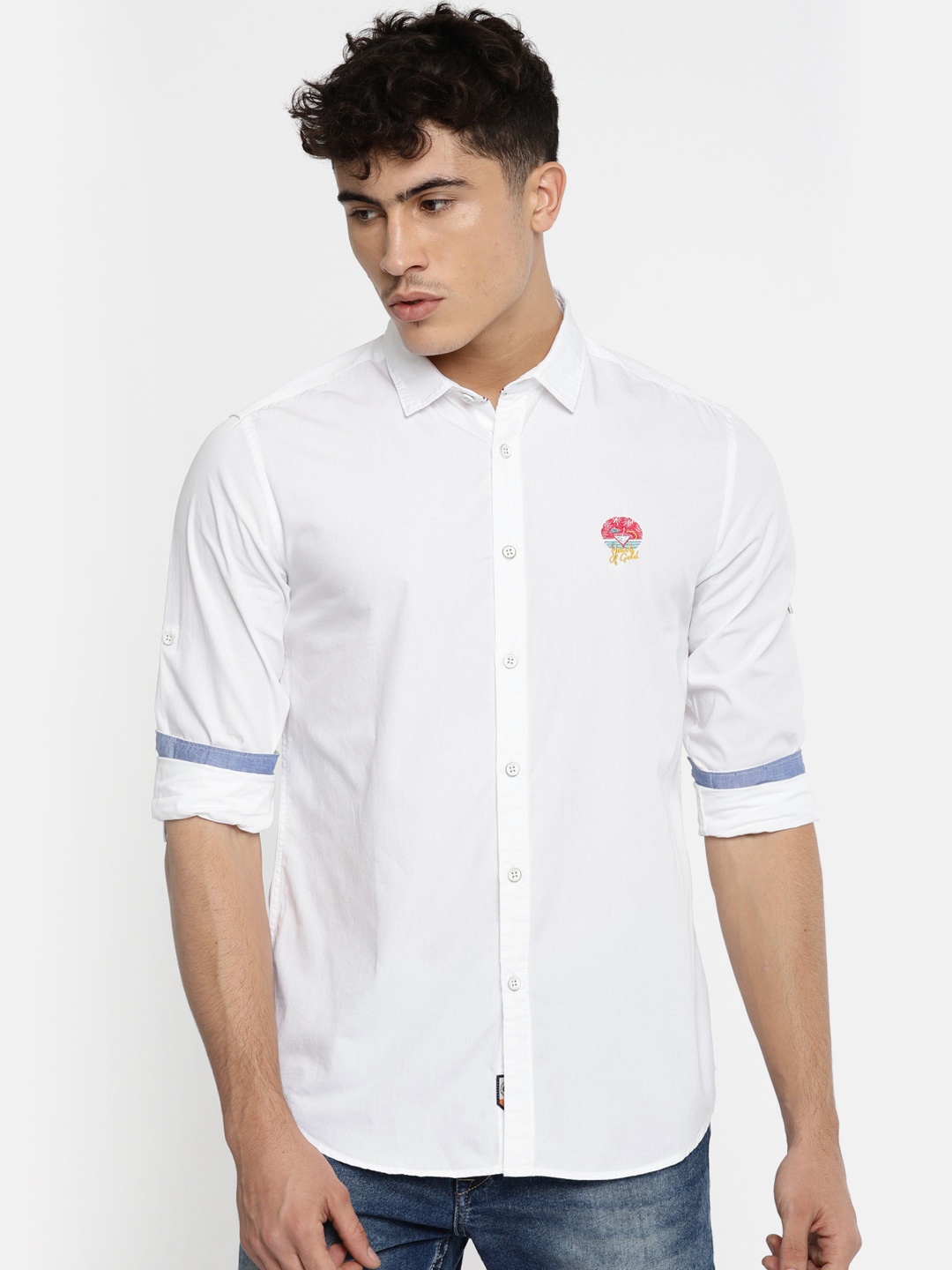 

LOCOMOTIVE Men White Slim Fit Solid Casual Shirt