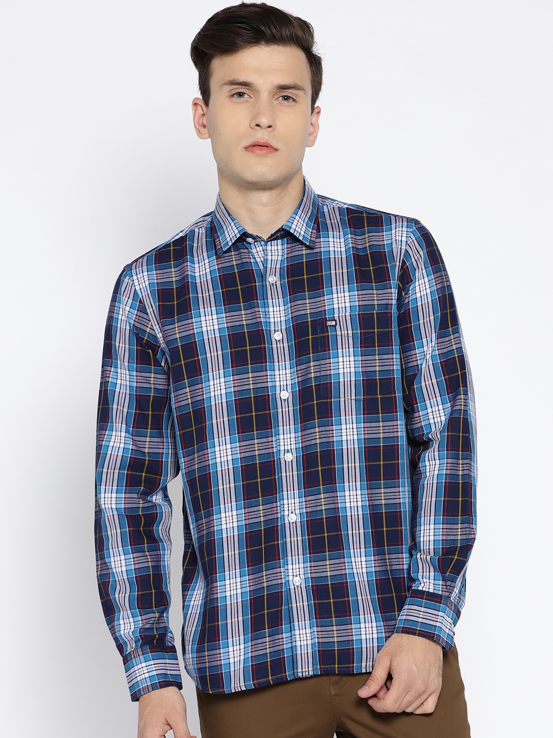 

Arrow Sport Men Blue & White Slim Fit Checked Casual Shirt