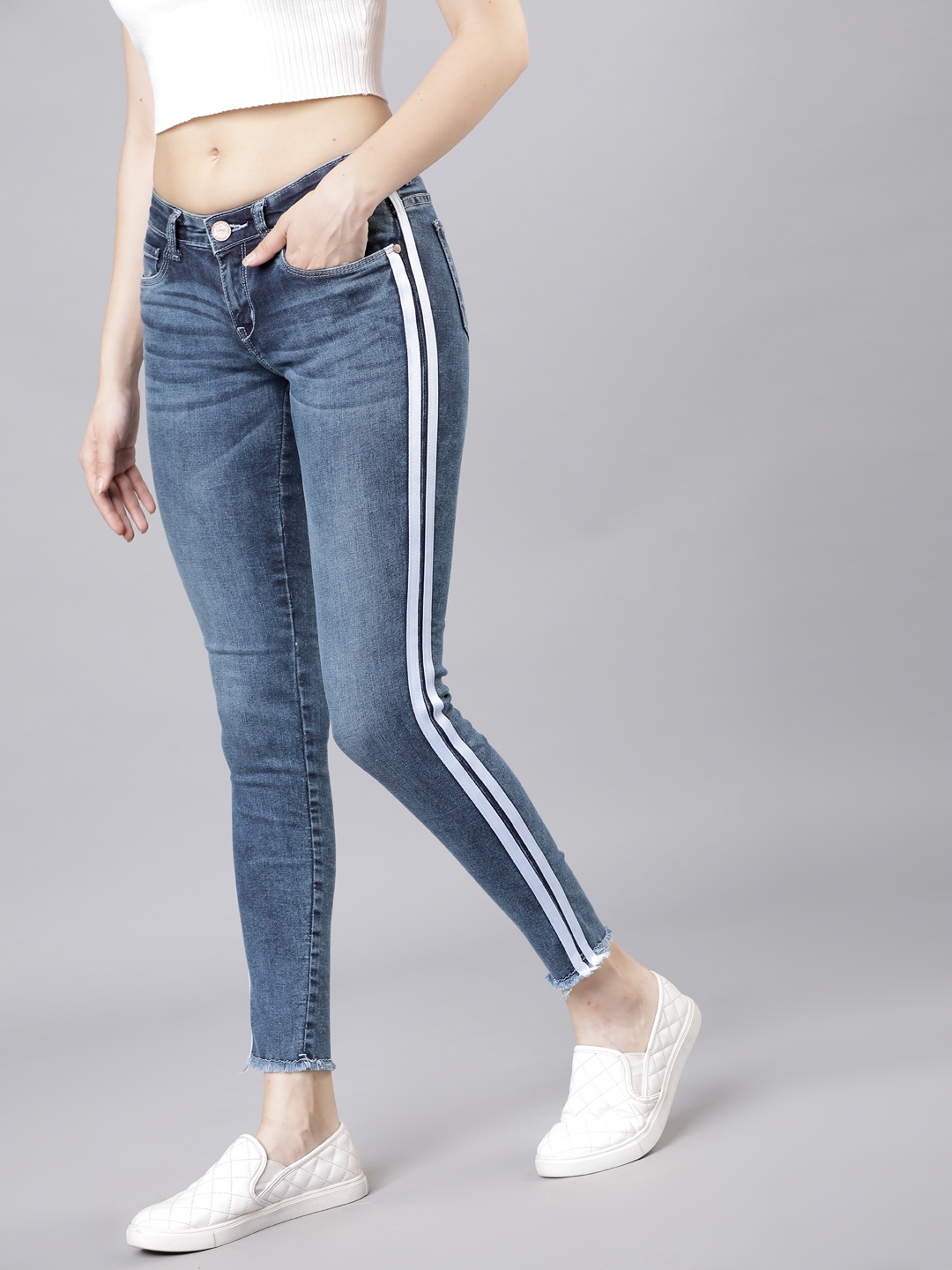 

Tokyo Talkies Women Blue Super Skinny Fit Mid-Rise Clean Look Stretchable Jeans