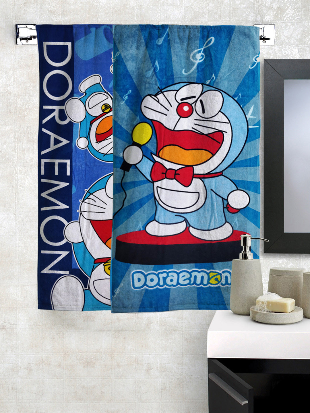 

Disney Set of 2 350 GSM Bath Towels, Multi