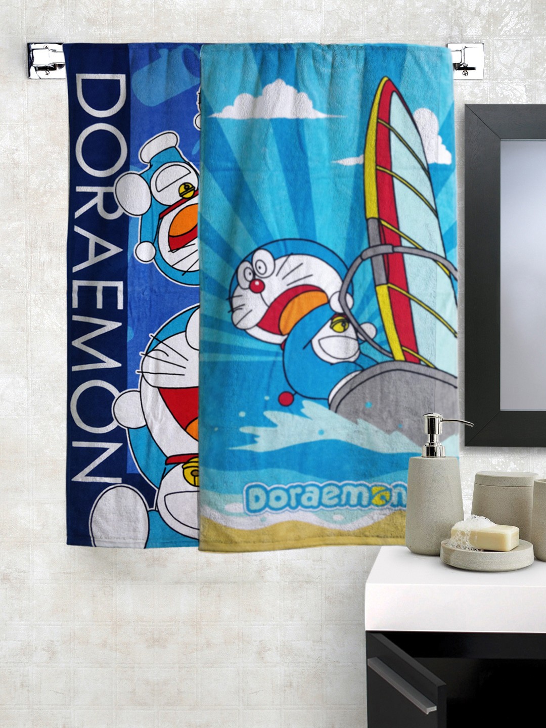 

Disney Set of 2 350 GSM Bath Towels, Multi