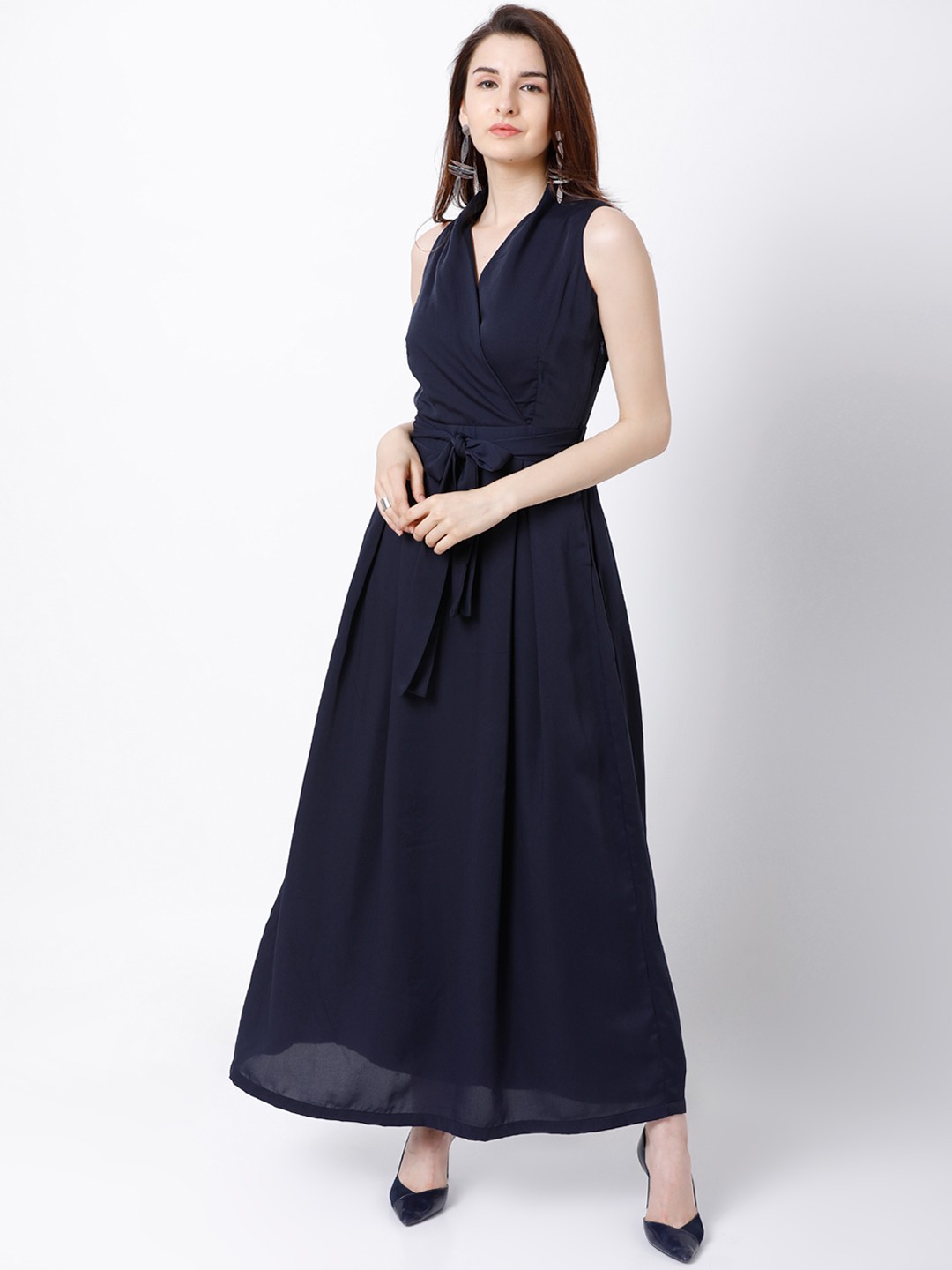 

Tokyo Talkies Women Navy Blue Solid Maxi Dress