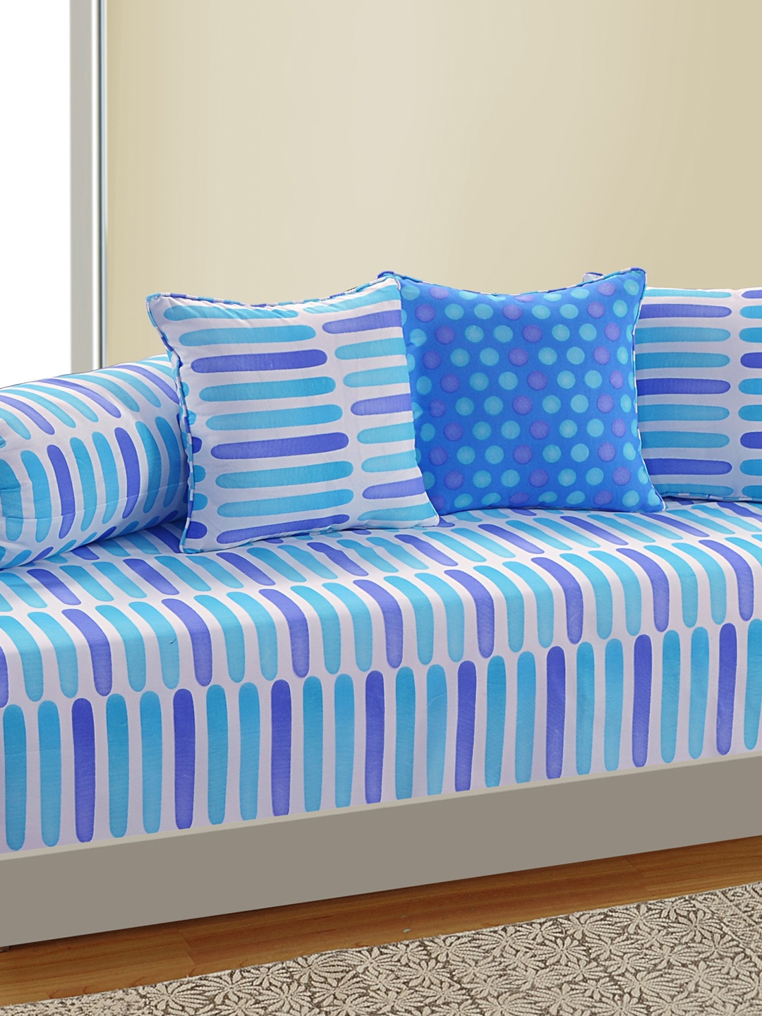 

SWAYAM White and Blue Geometric Print 144 TC Diwan Set with Bolster and Cushion Covers