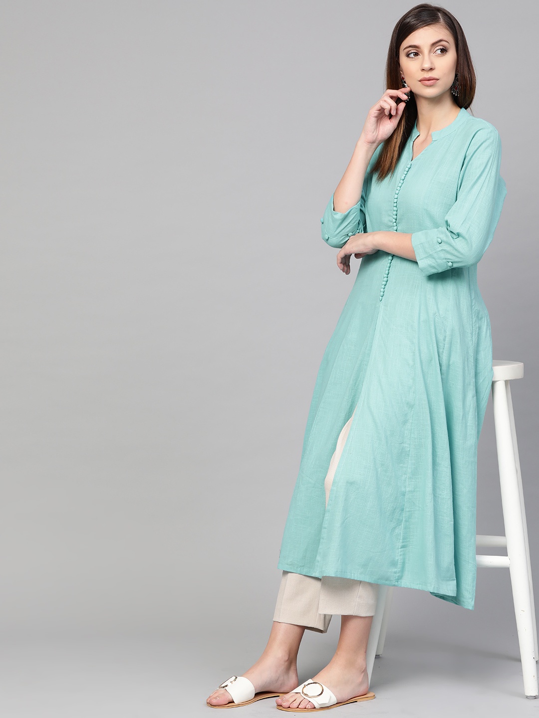

Idalia Women Blue Solid Anarkali Kurta