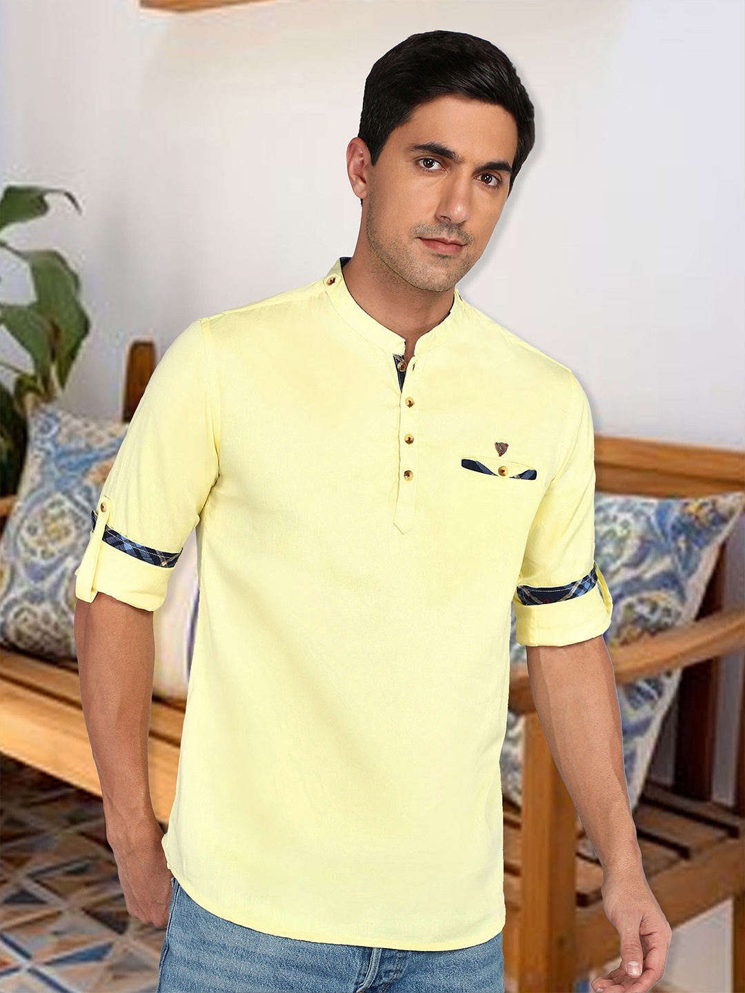 

Kuons Avenue Men Cream-Coloured Solid Straight Kurta