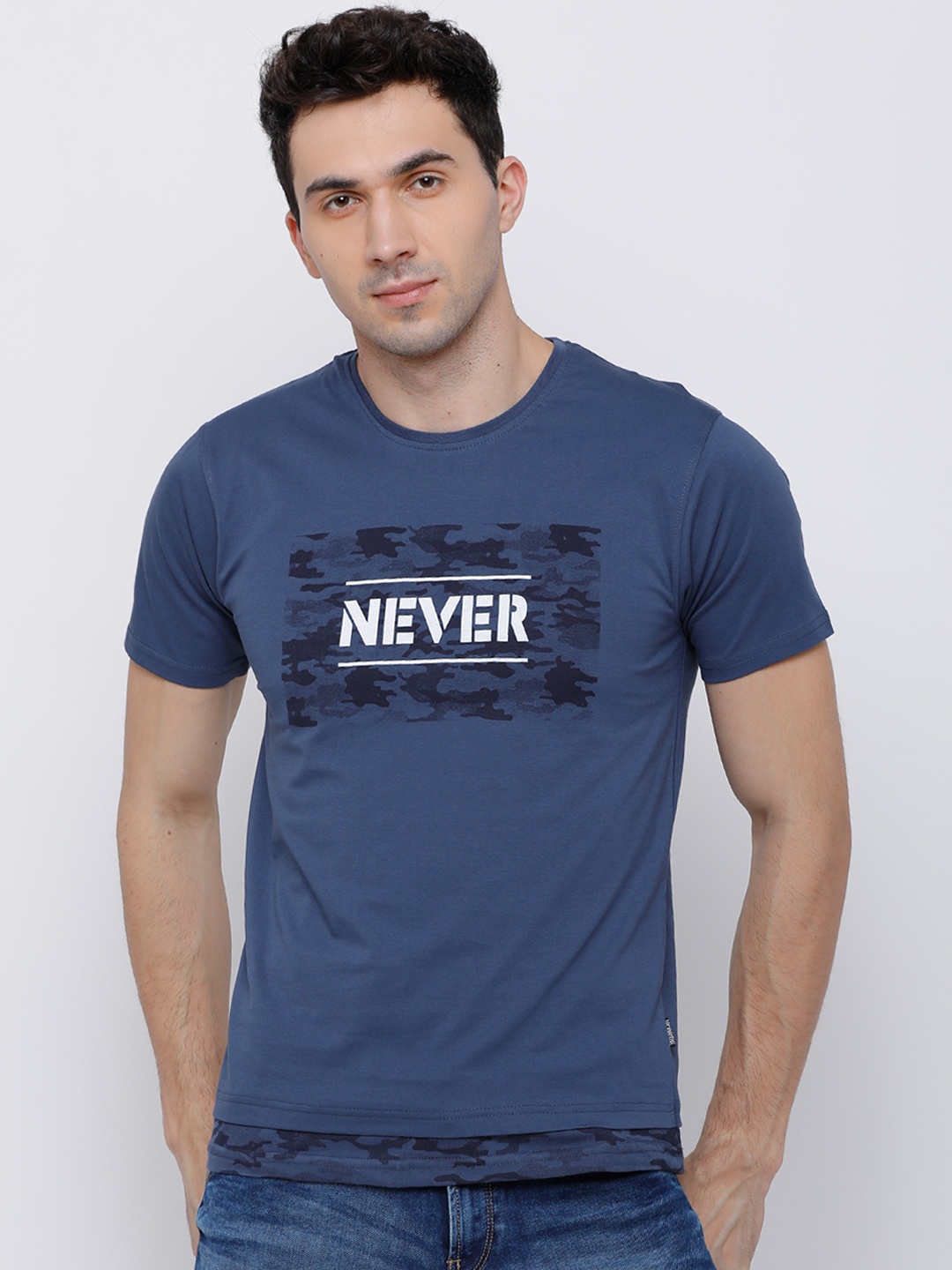 

LOCOMOTIVE Men Navy Blue Printed Round Neck T-shirt