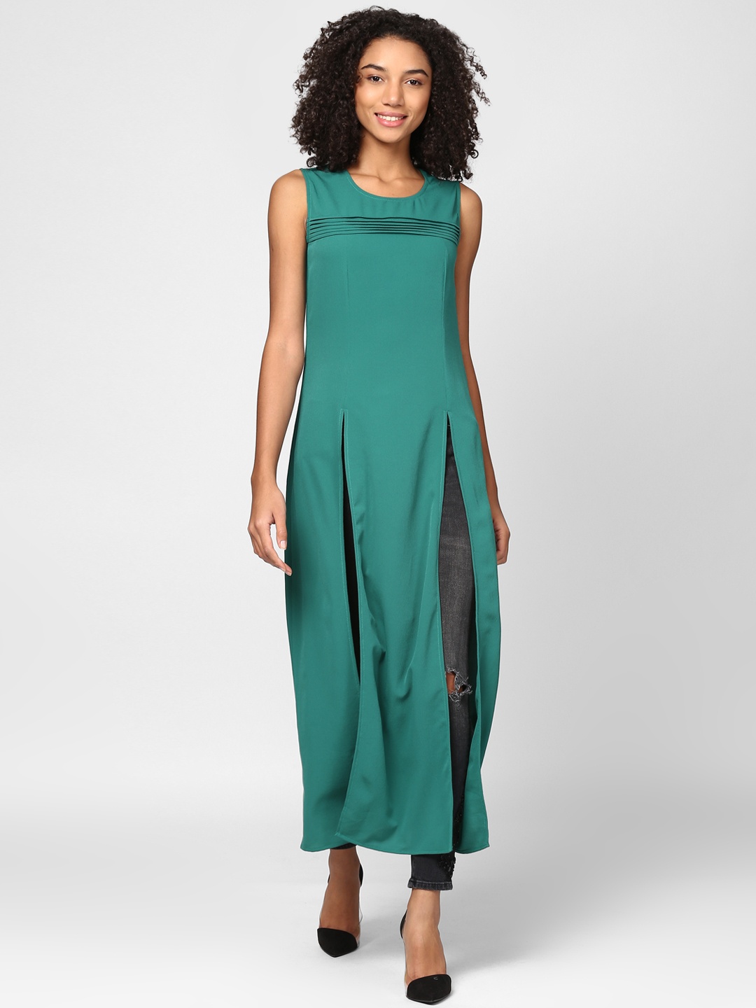 

Harpa Women Green Solid Maxi Top