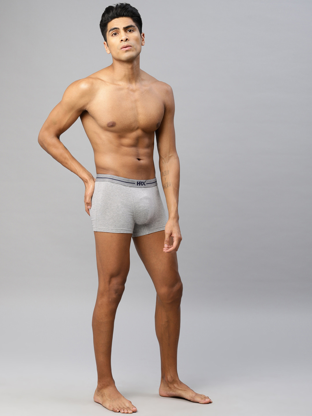 

HRX by Hrithik Roshan Men Lifestyle Grey Melange Solid Trunk LS-7006E