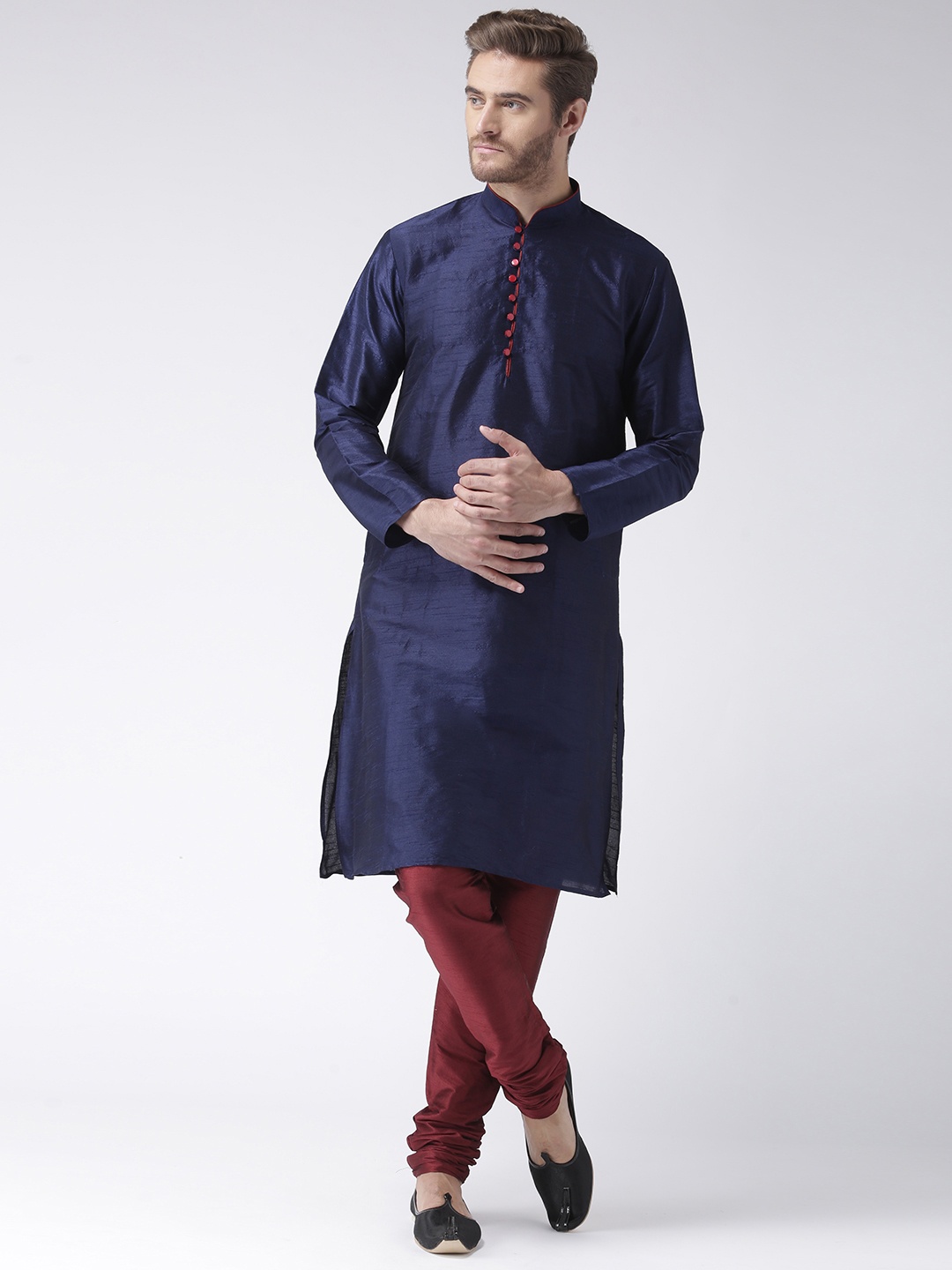 

Hangup Men Navy Blue & Red Solid Kurta with Churidar