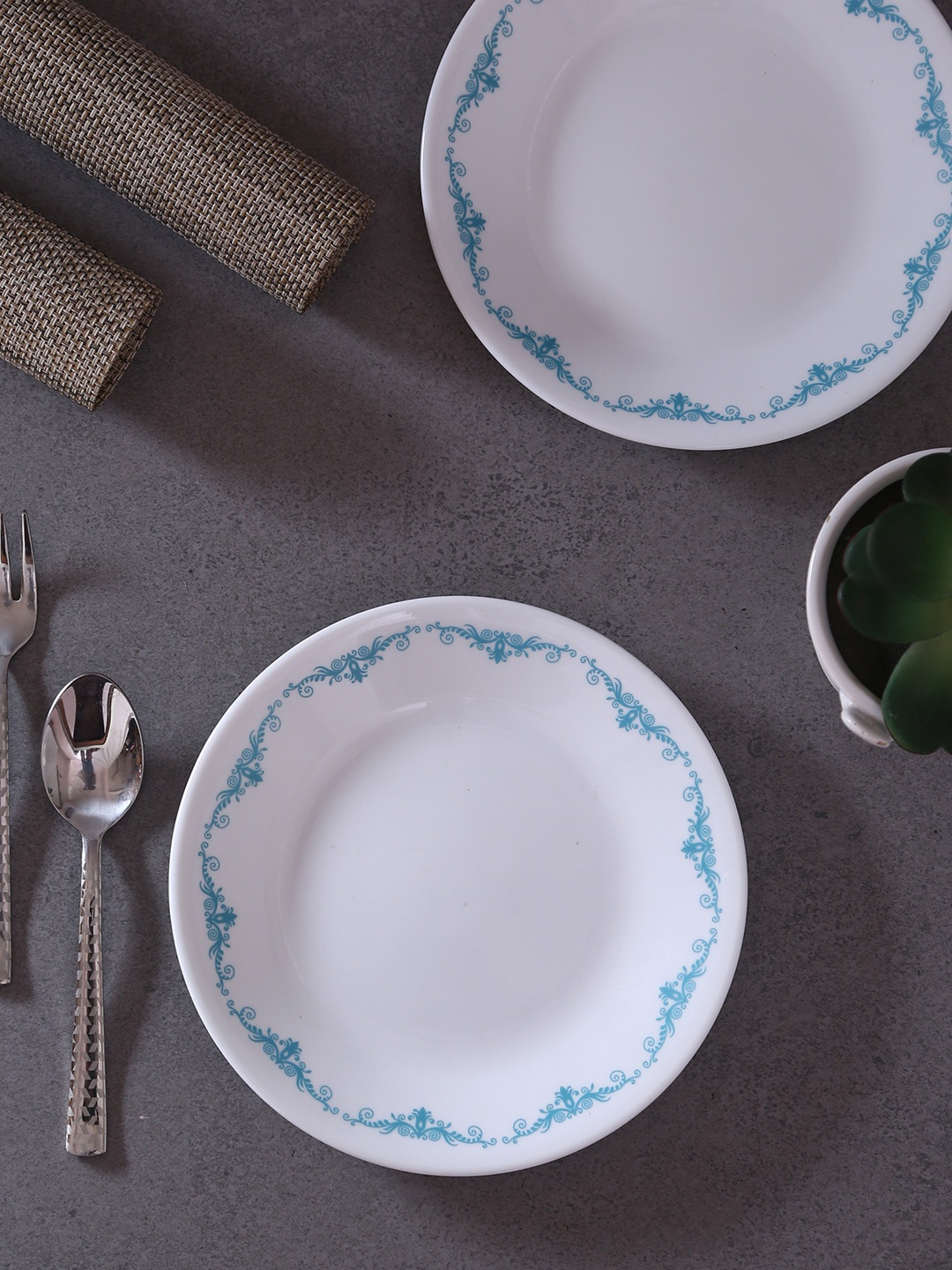 Corelle White 6-Pieces Printed Glass Plates Set