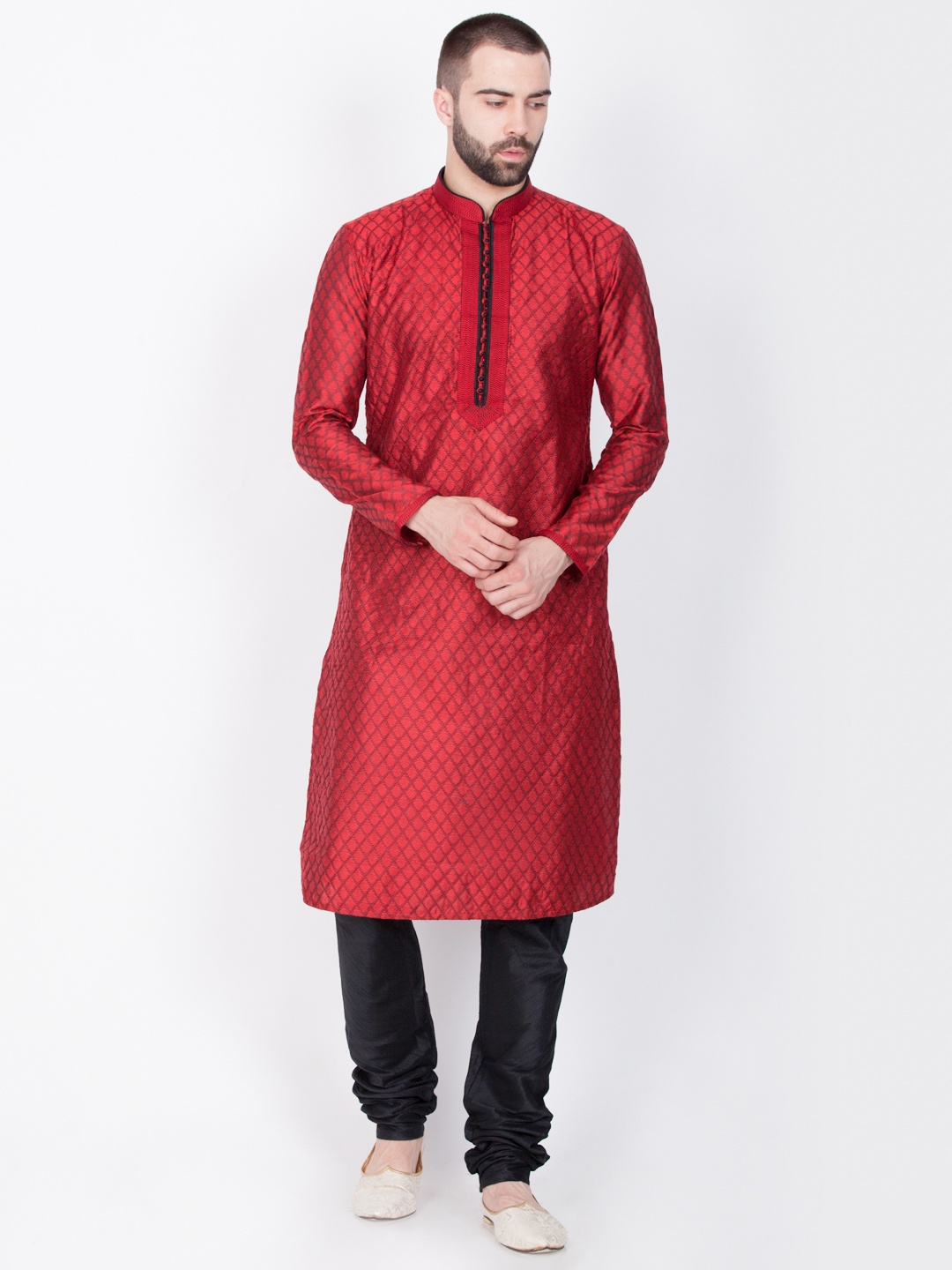 

Sanwara Men Red Woven Design Straight Kurta