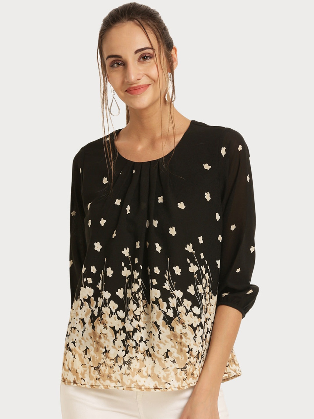 

Harpa Women Black Floral Print Top