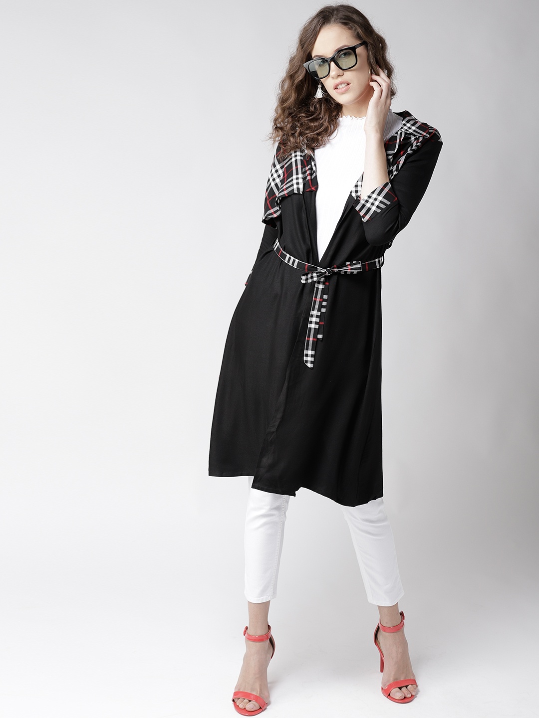 

Style Quotient by Noi Black & White Solid Layered Open Front Longline Shrug