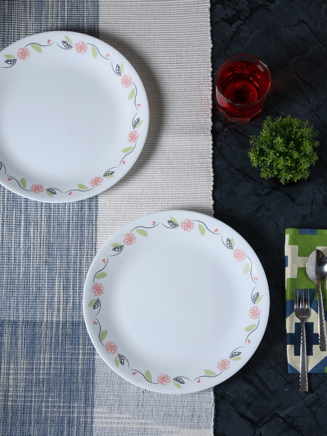 

Corelle White 6 Pieces Printed Glass Plate Set