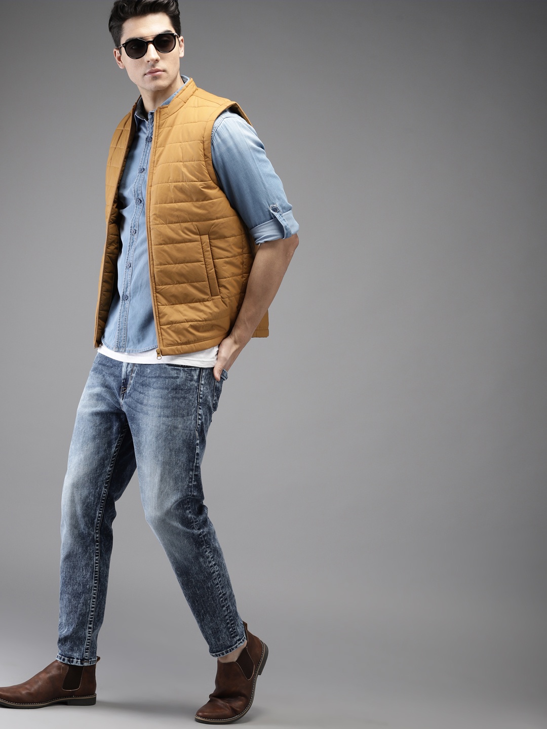 

HERE&NOW Men Mustard Yellow Solid Lightweight Padded Jacket