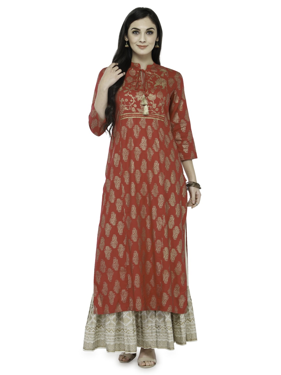 

Varanga Women Coral Pink Printed Straight Kurta
