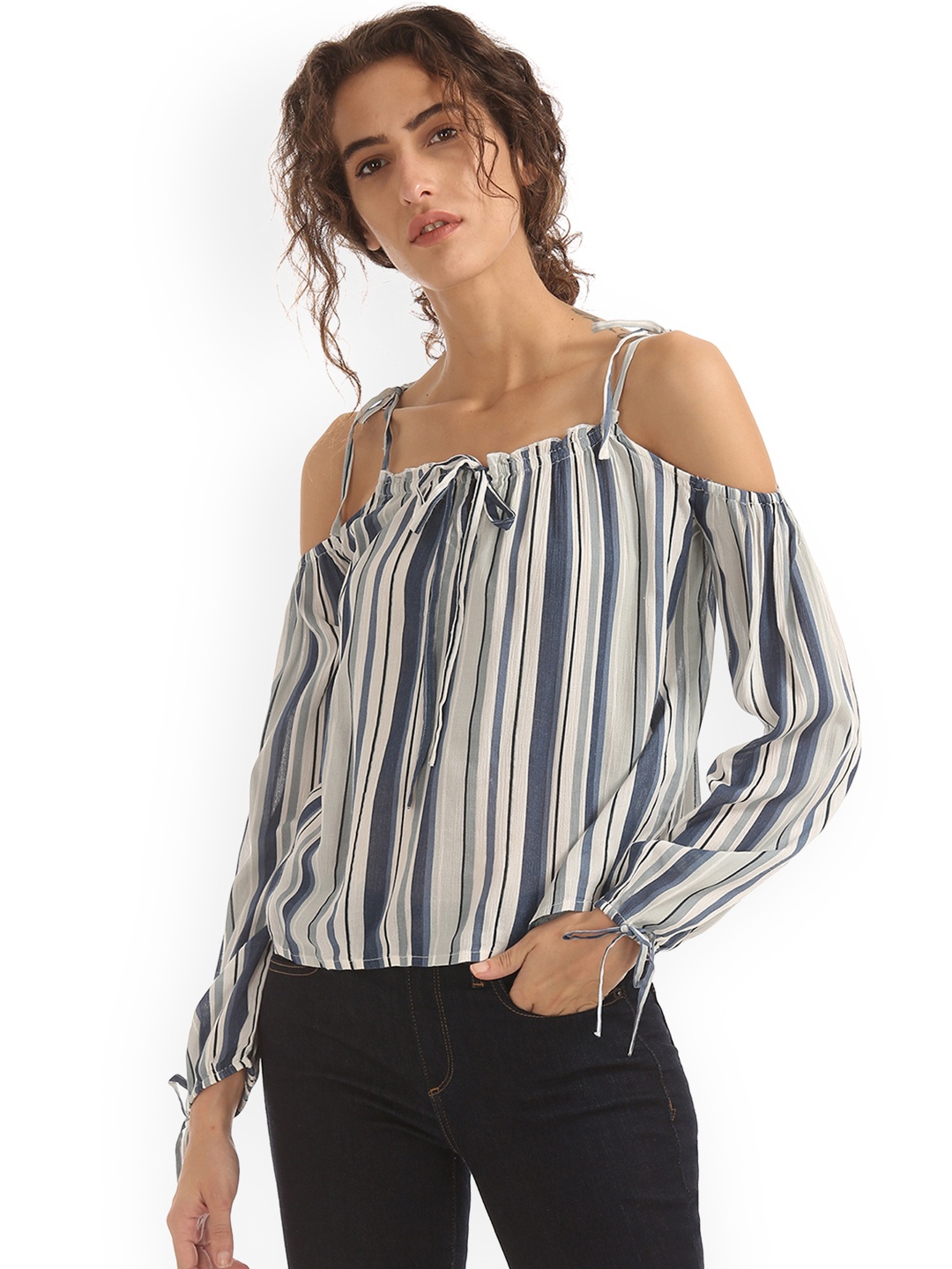 

Aeropostale Women Blue Striped Boxy Top