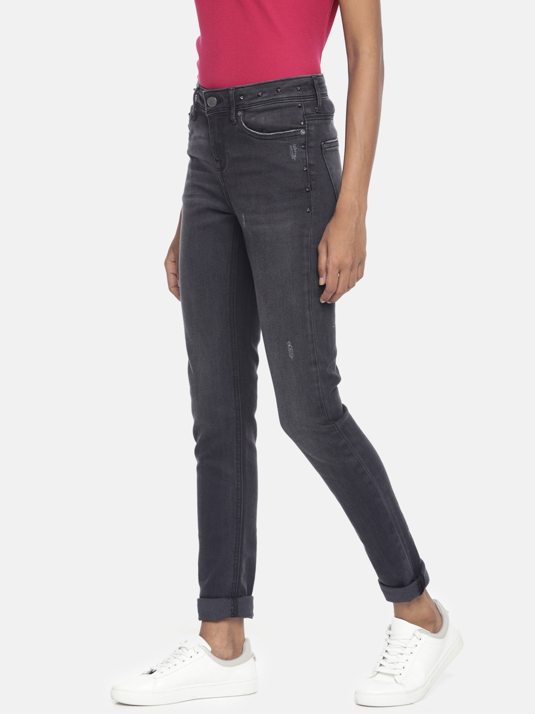 

Vero Moda Women Charcoal Grey Regular Fit Mid-Rise Low Distress Stretchable Jeans