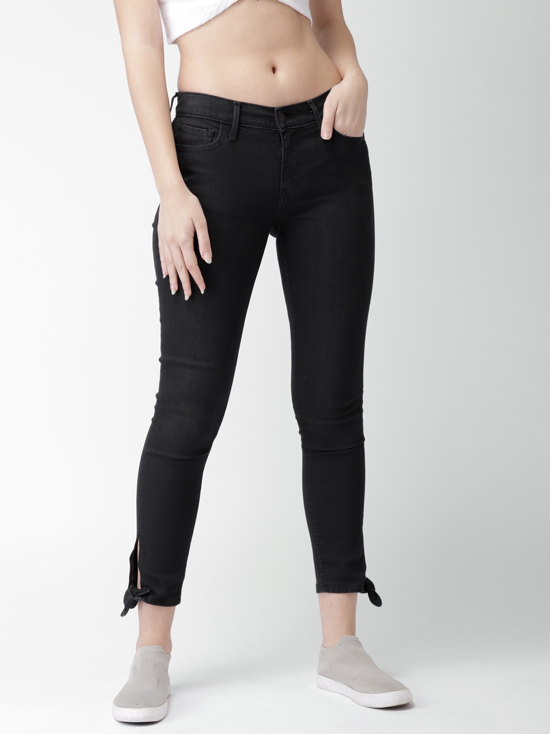 

Levis Women Black 710 Super Skinny Fit Mid-Rise Clean Look Stretchable Jeans